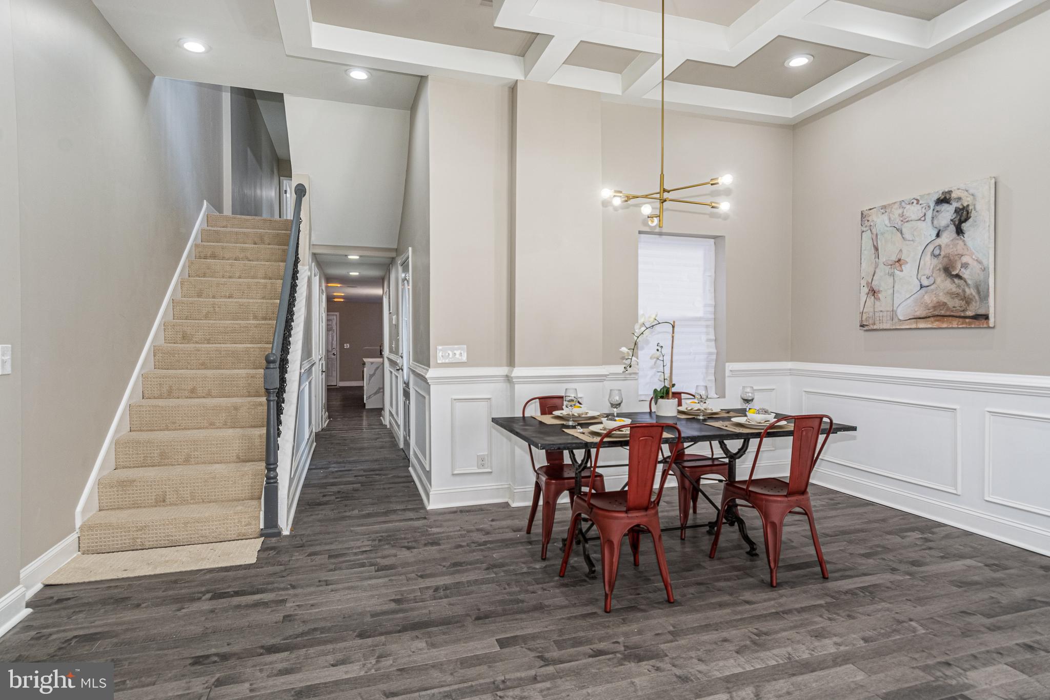 HOLLINS MARKET - Residential