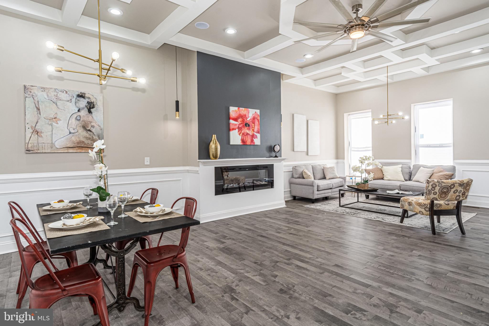 HOLLINS MARKET - Residential