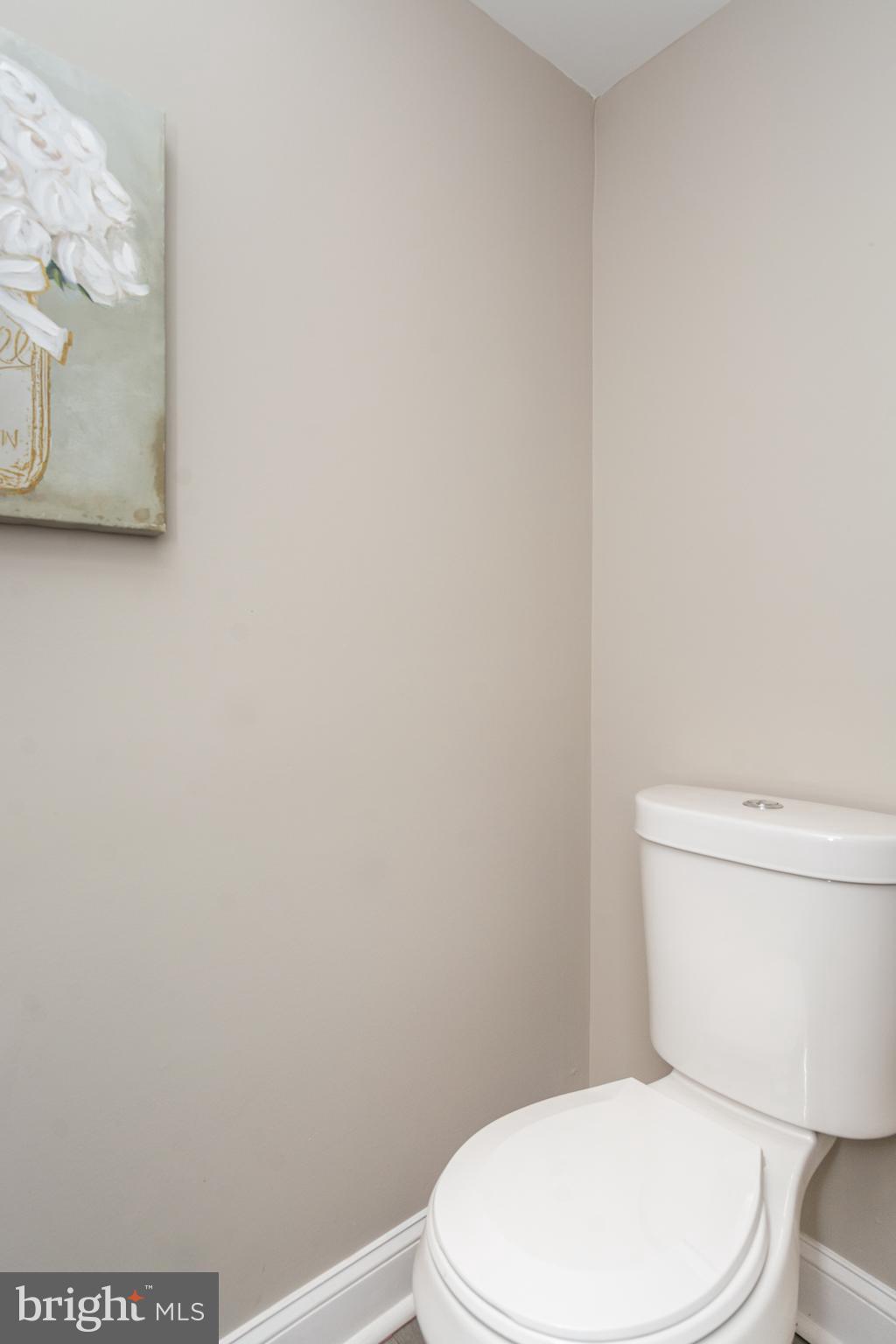 HOLLINS MARKET - Residential