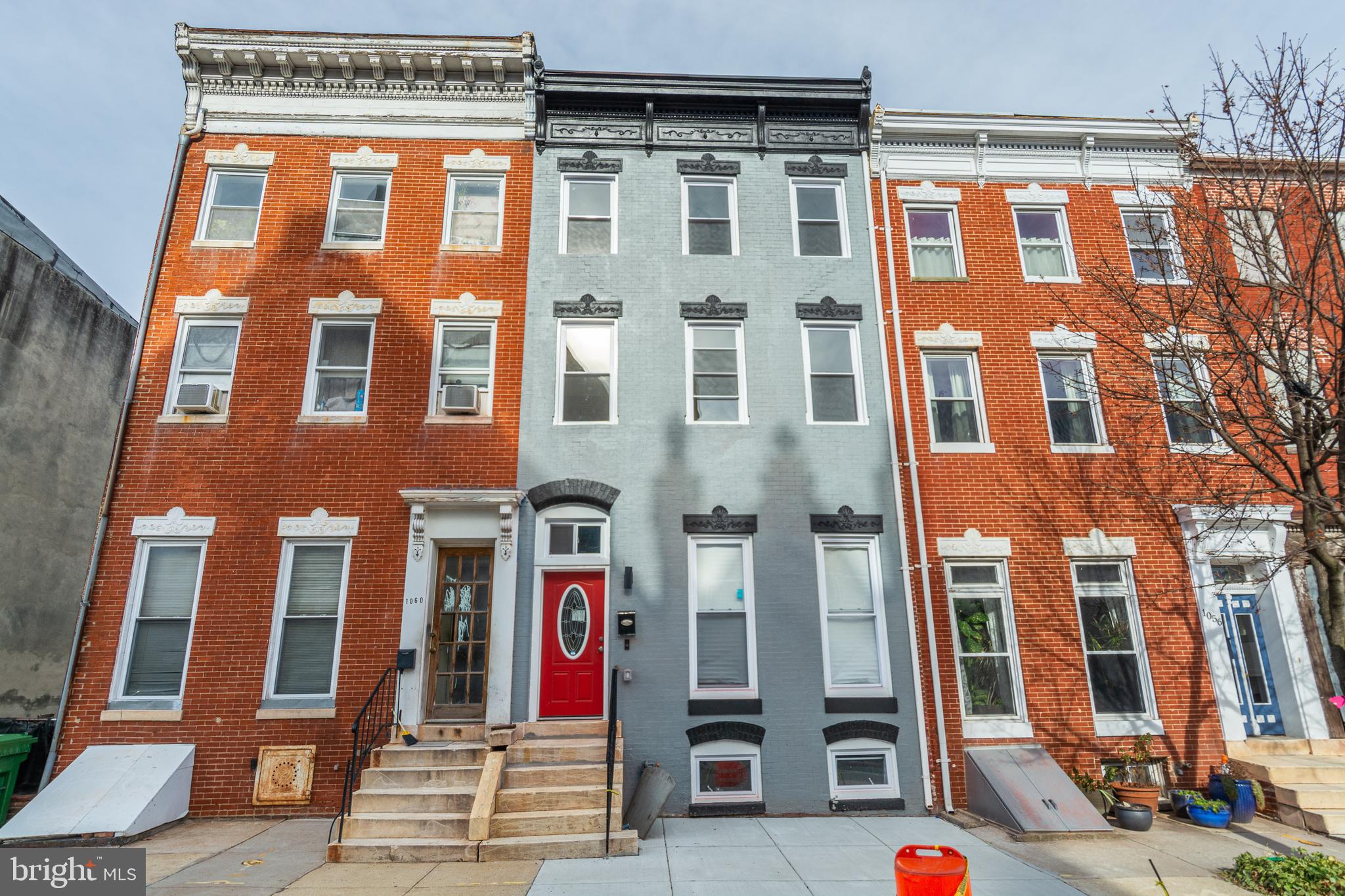 HOLLINS MARKET - Residential