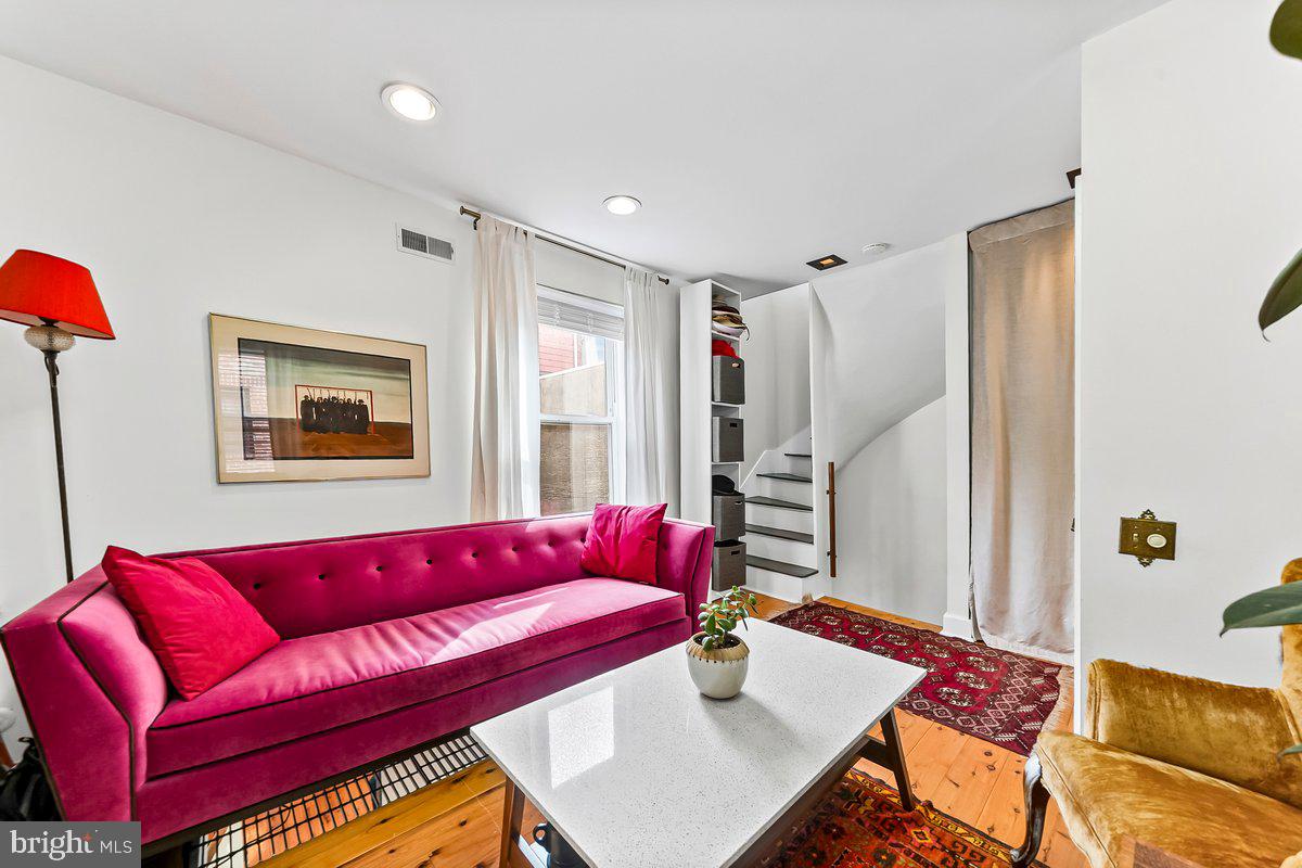 GRADUATE HOSPITAL - Residential