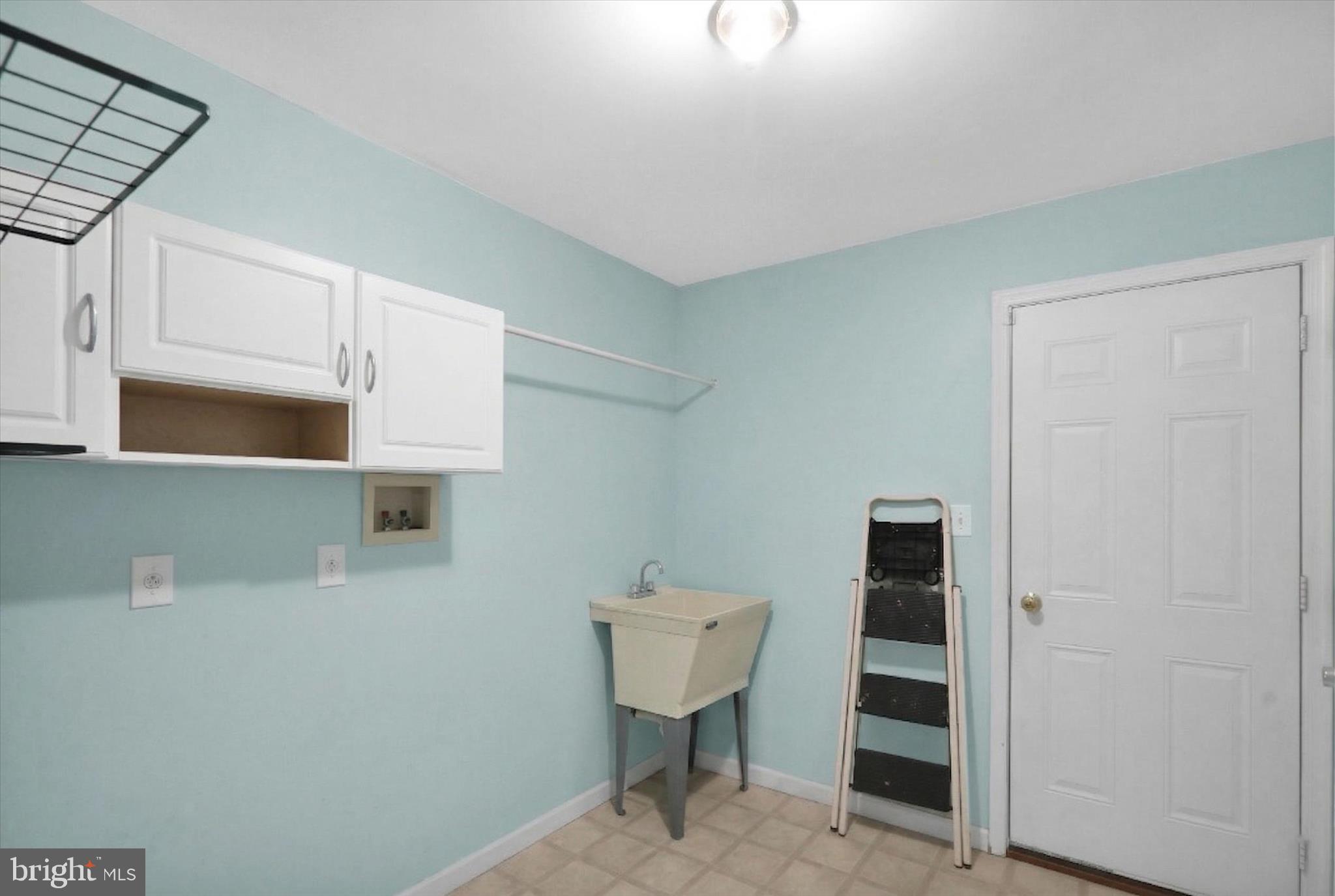 COUNTRY CLUB RUN - Residential