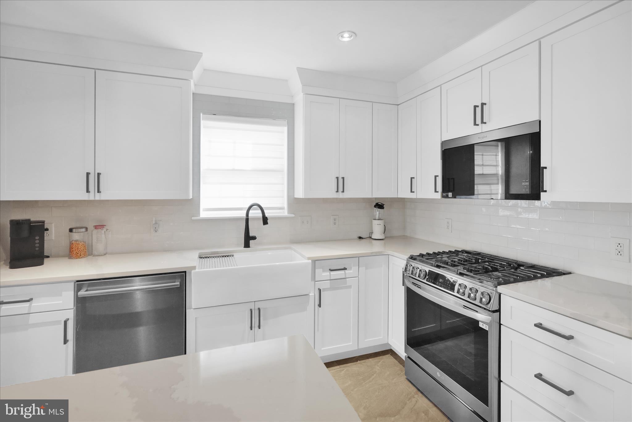 COUNTRY CLUB RUN - Residential