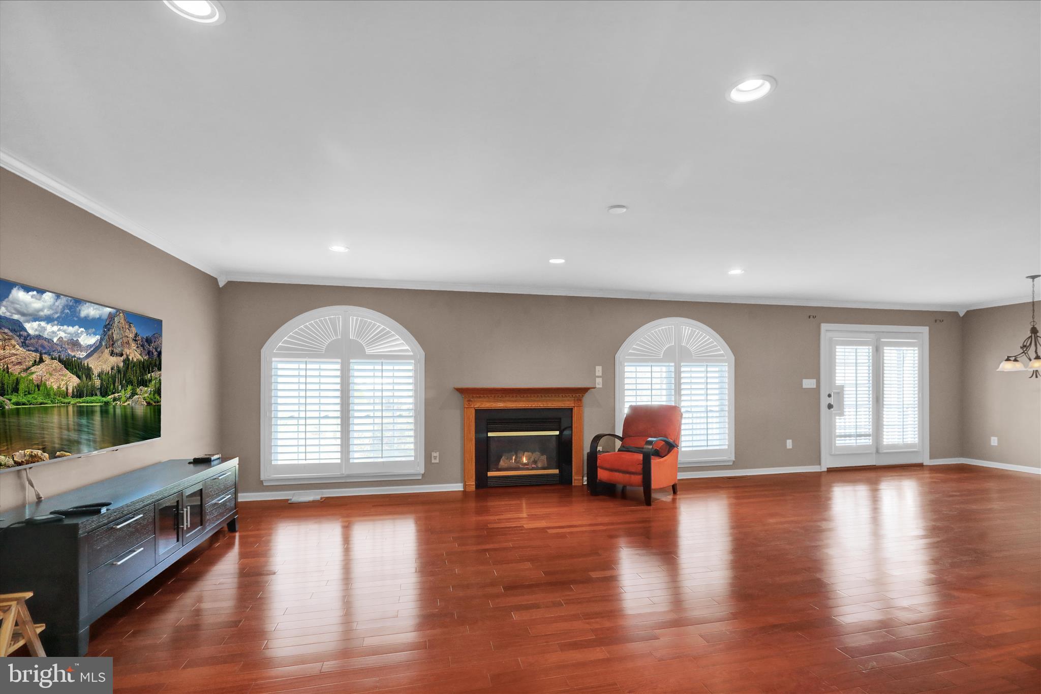 COUNTRY CLUB RUN - Residential