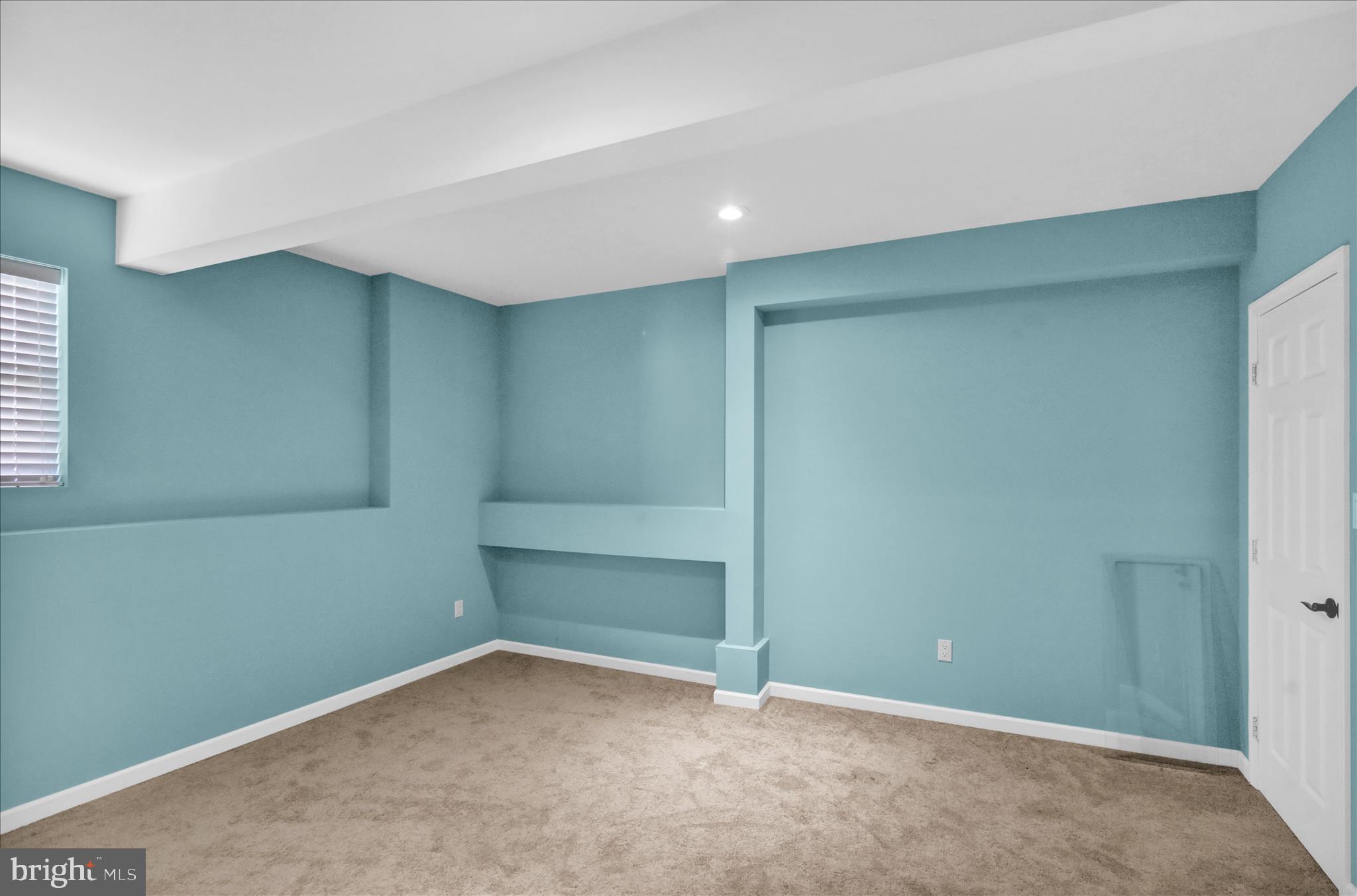 COUNTRY CLUB RUN - Residential