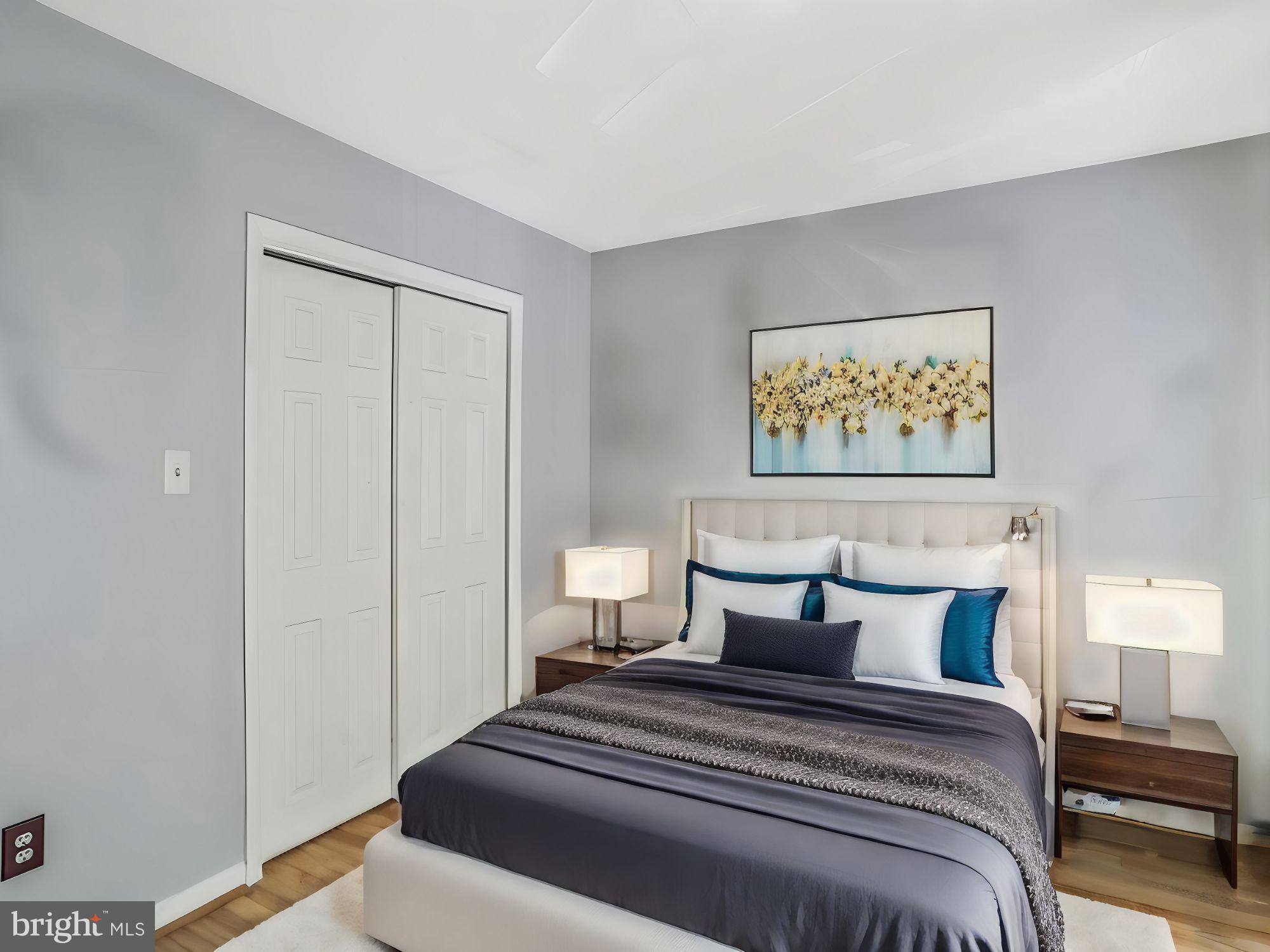 LAKE OCCOQUAN SHORES - Residential