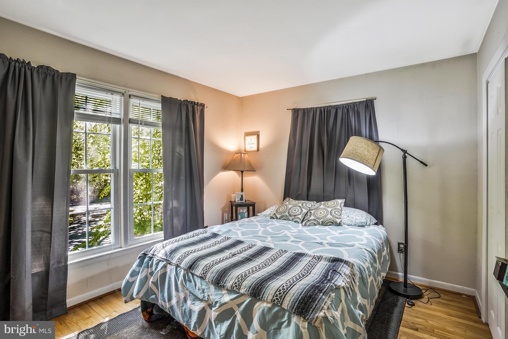 LAKE OCCOQUAN SHORES - Residential