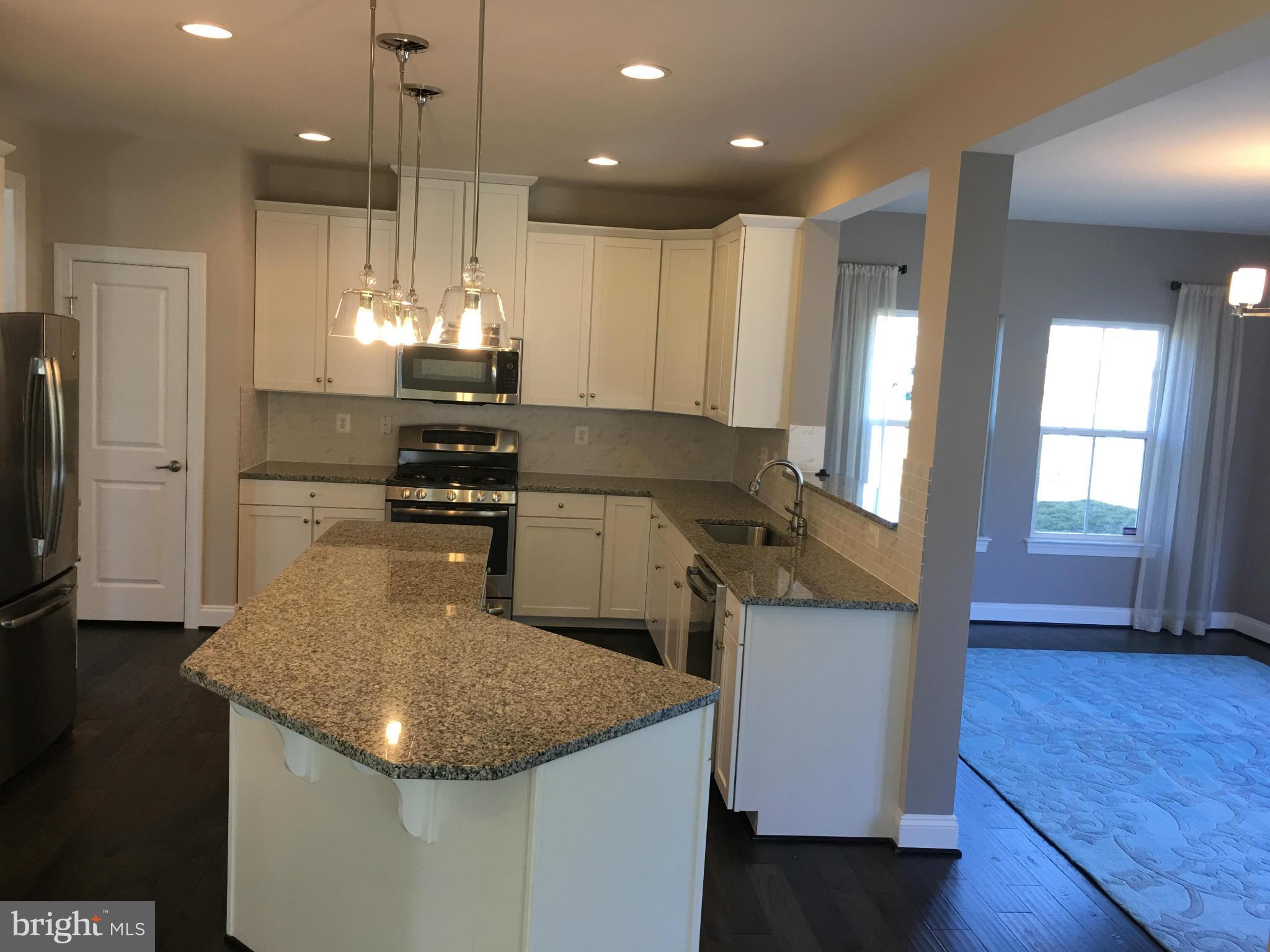 SOUTHGATE - Residential Lease