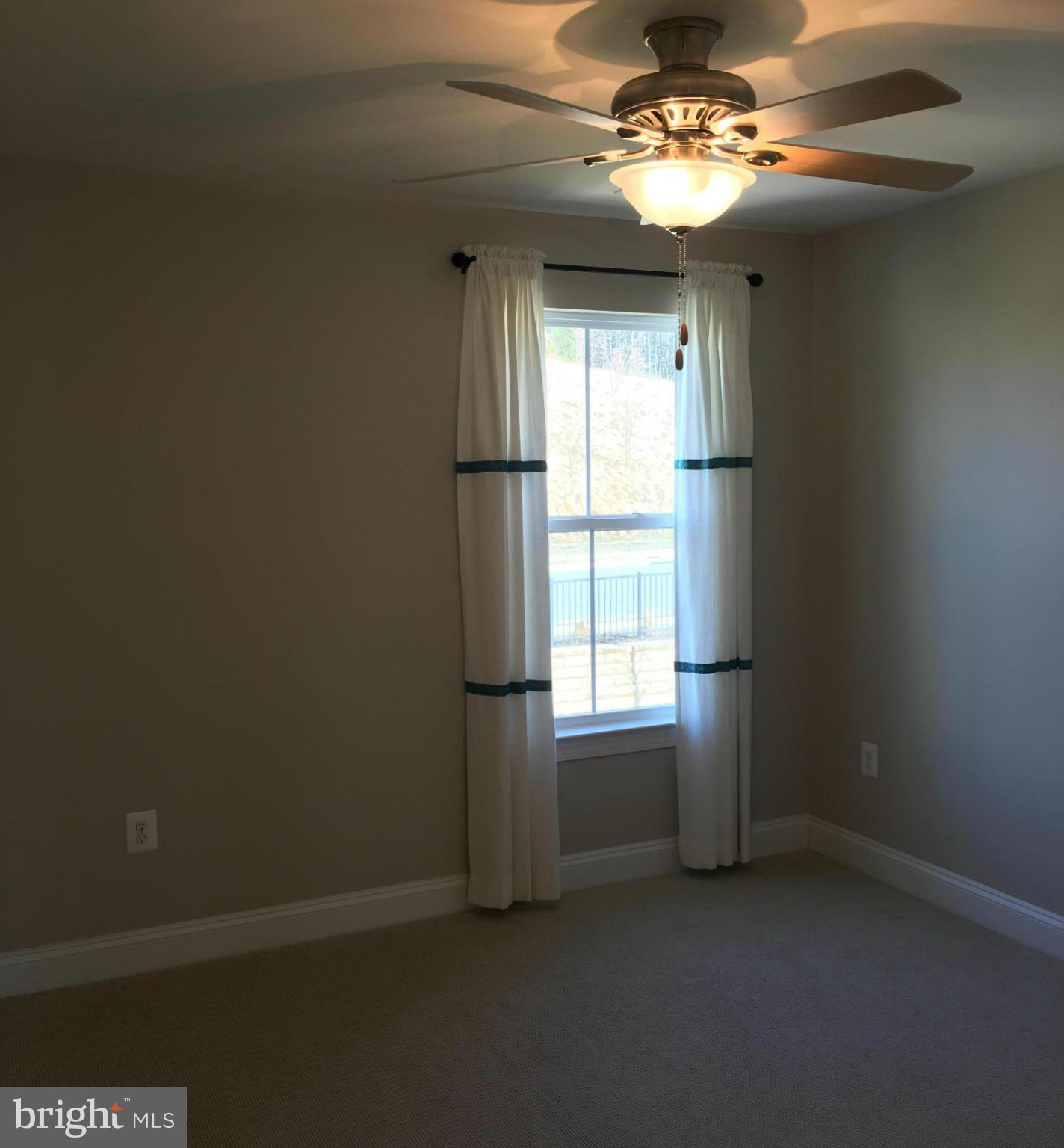 SOUTHGATE - Residential Lease