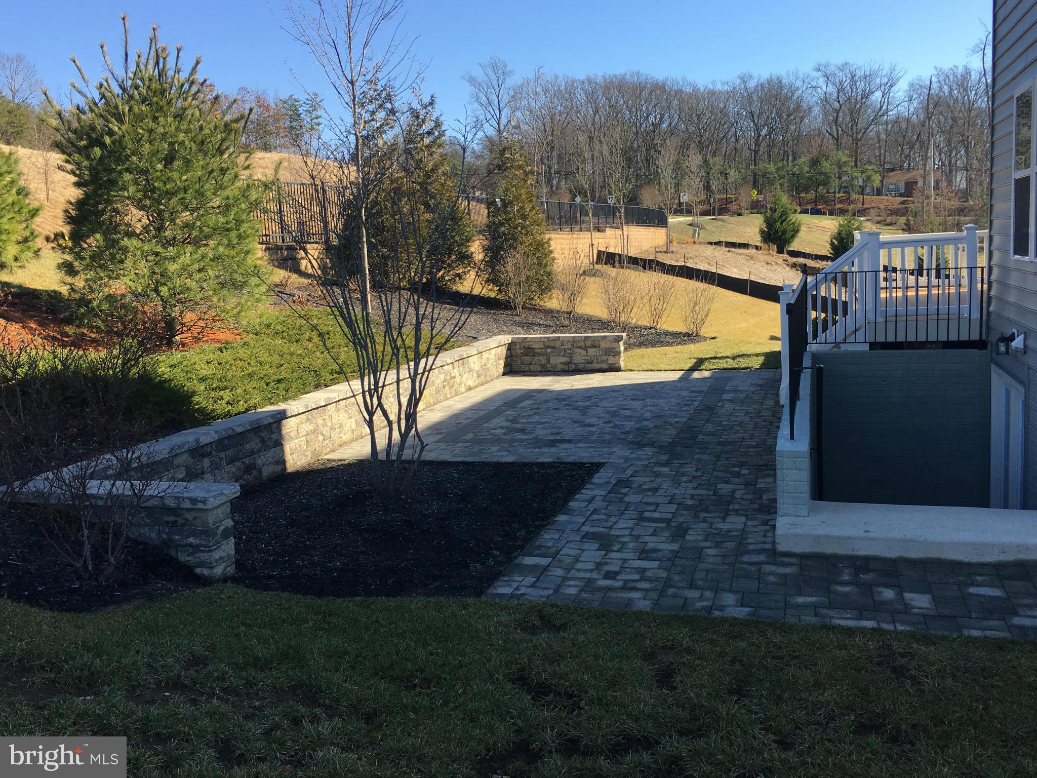 SOUTHGATE - Residential Lease