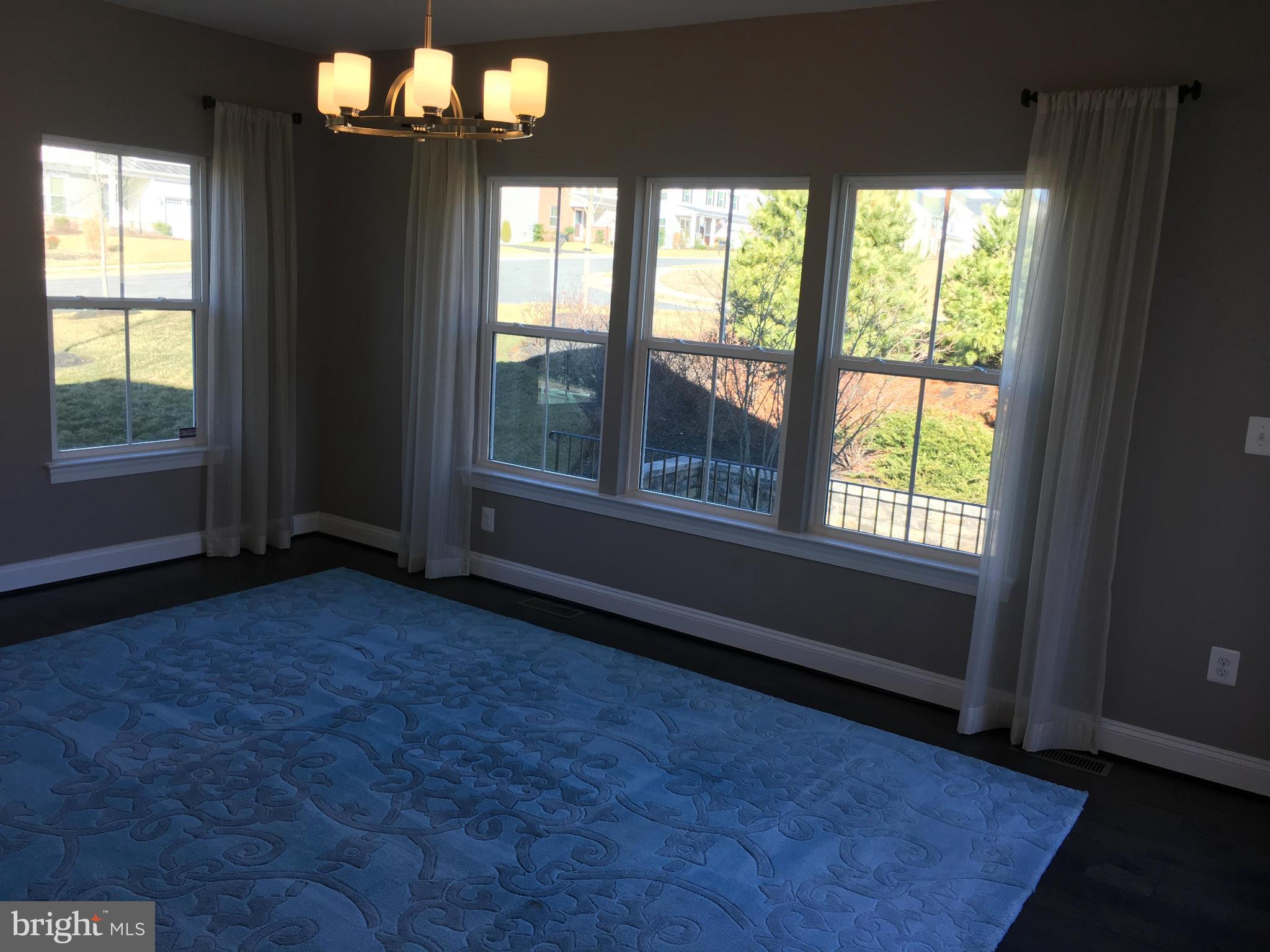 SOUTHGATE - Residential Lease