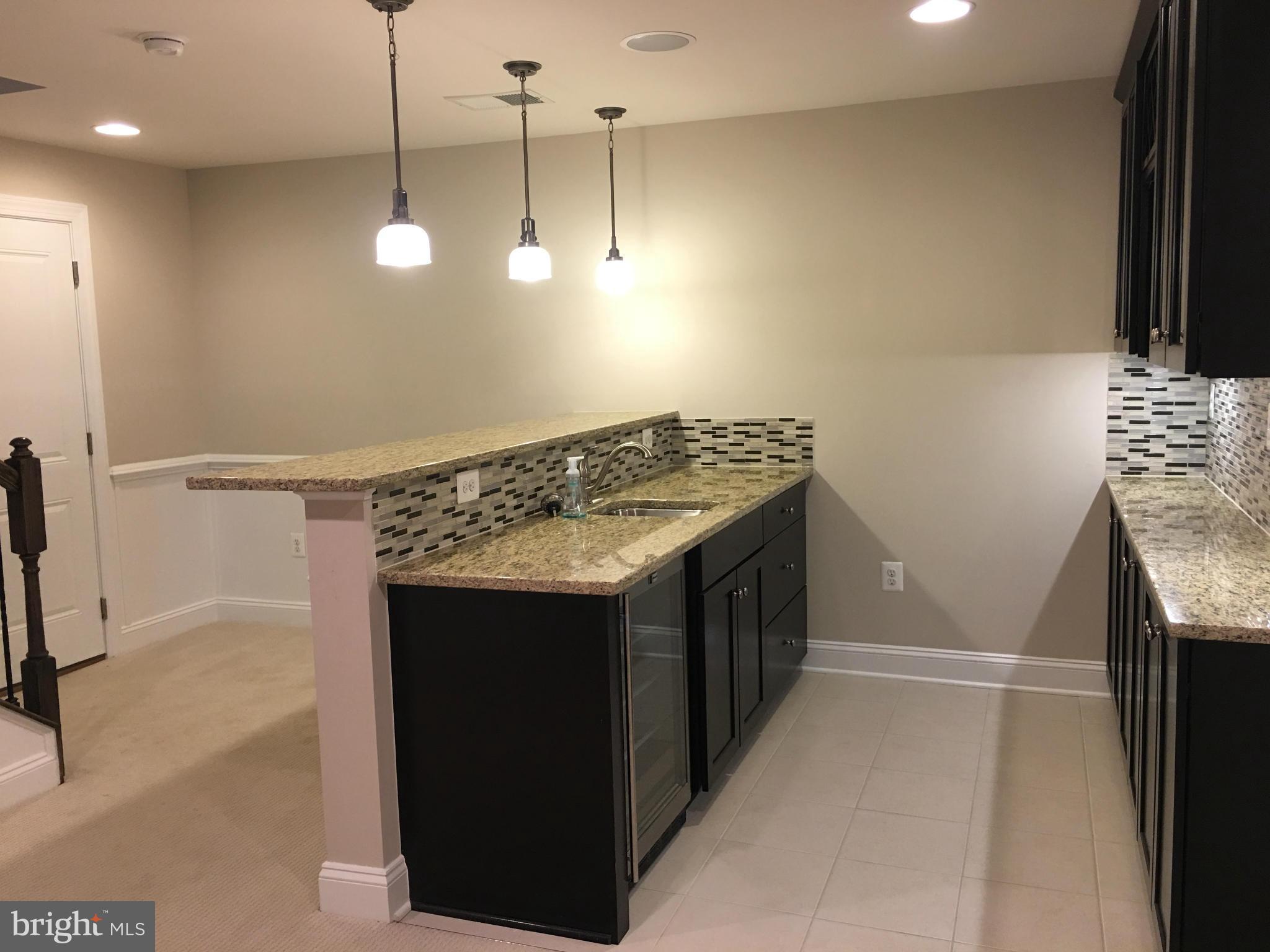 SOUTHGATE - Residential Lease