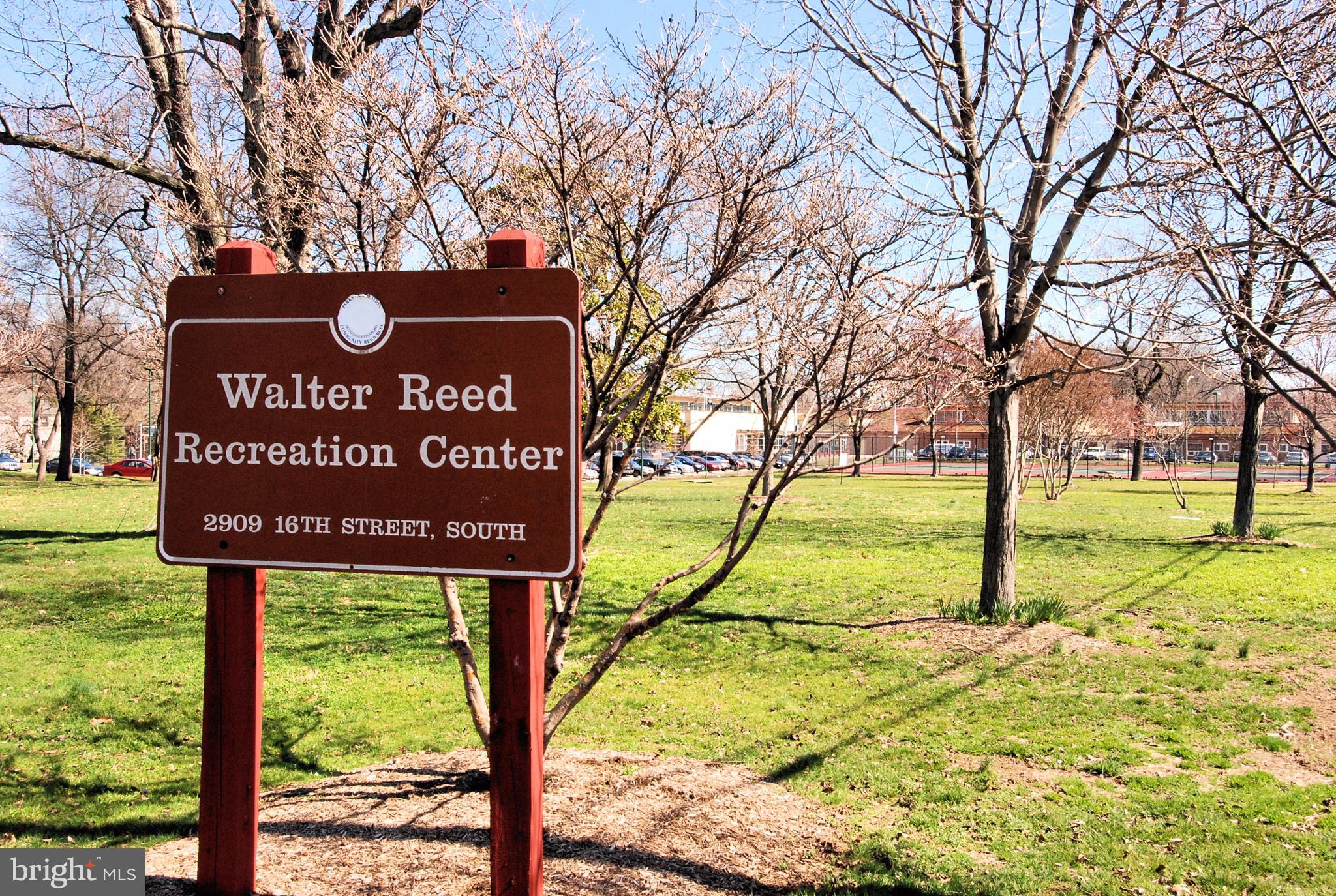 COMMONS OF ARLINGTON - Residential