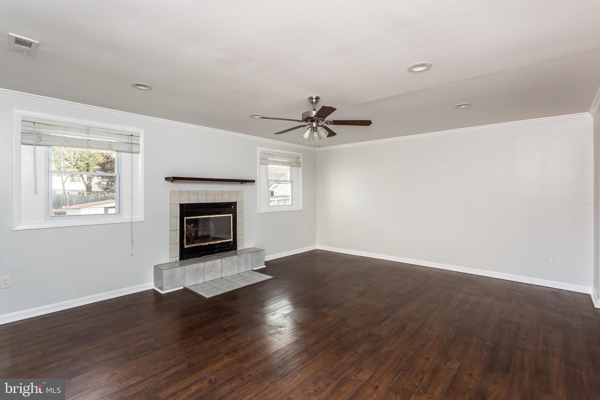 THE HIGHLANDS - Residential Lease