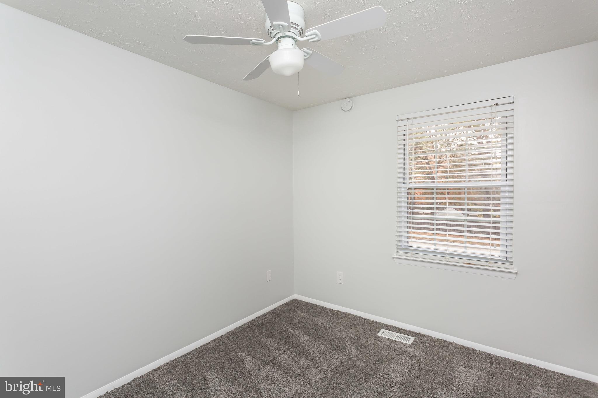 THE HIGHLANDS - Residential Lease