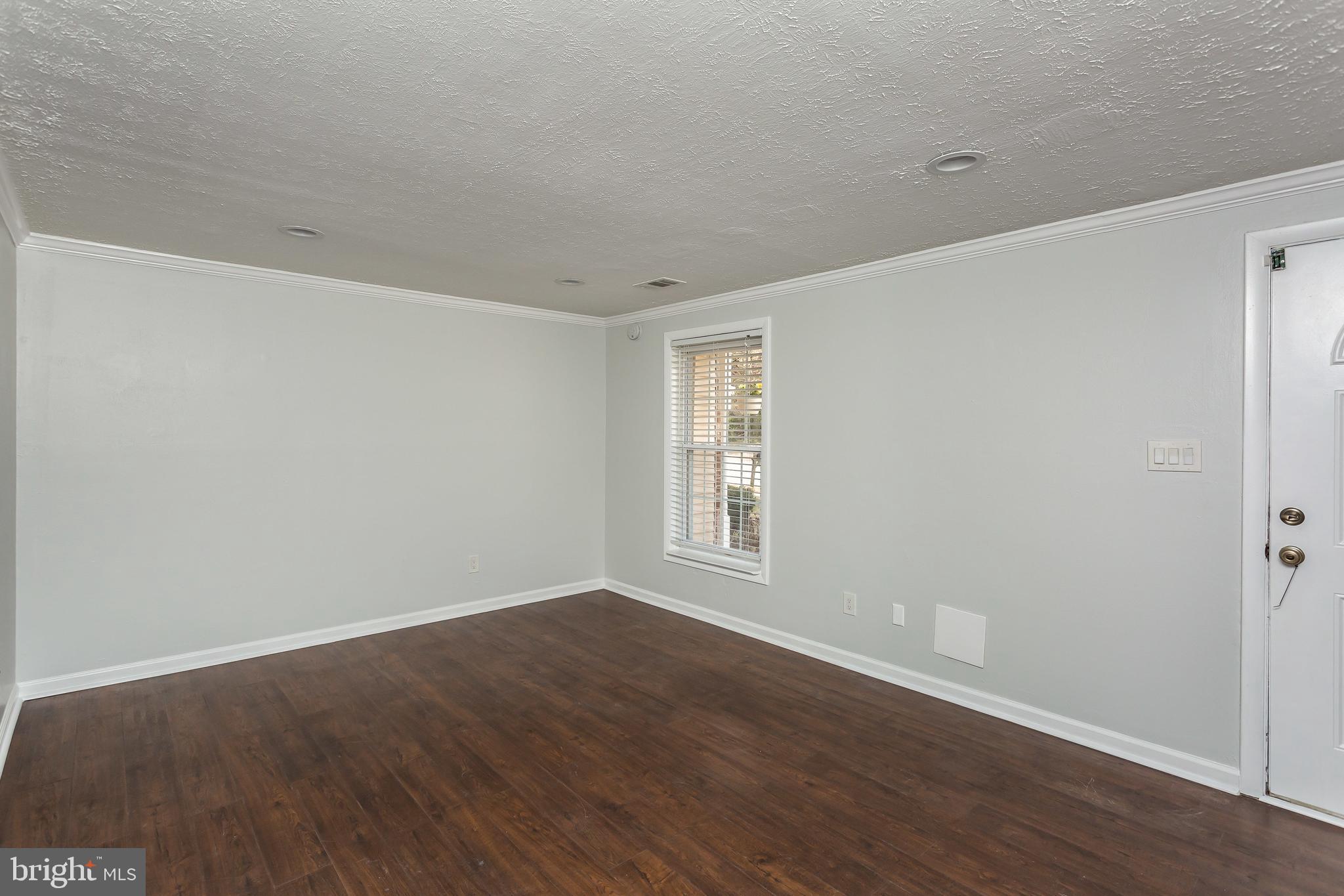 THE HIGHLANDS - Residential Lease