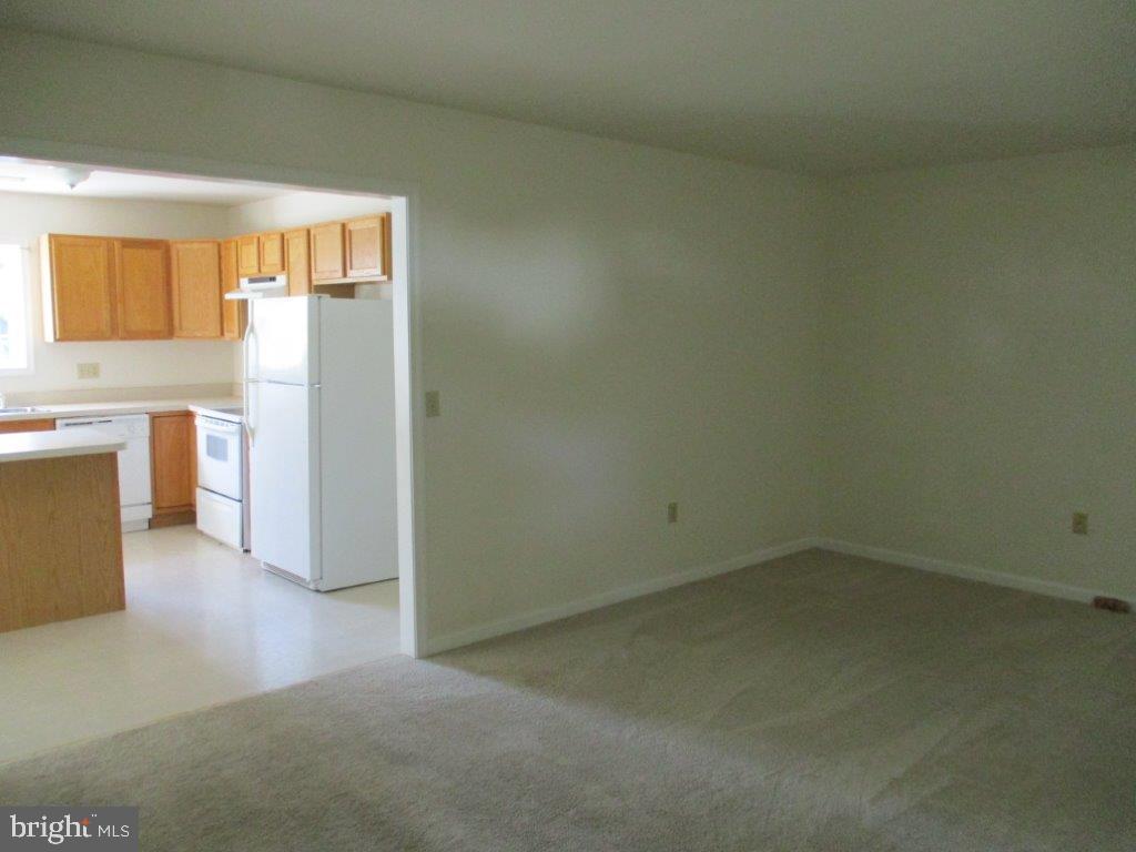 WAYLANDS - Residential