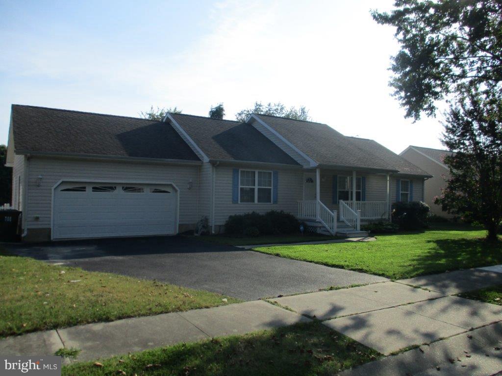 WAYLANDS - Residential