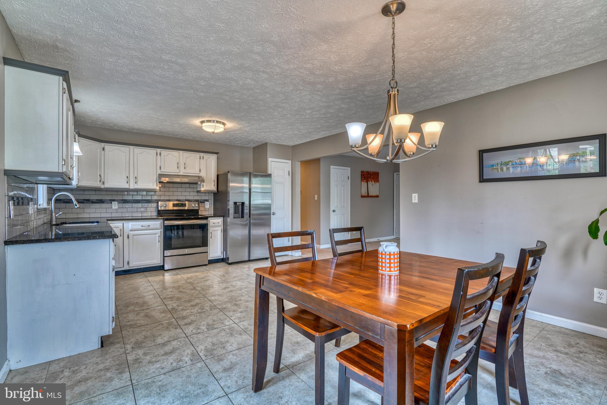 SPRING MEADOW - Residential