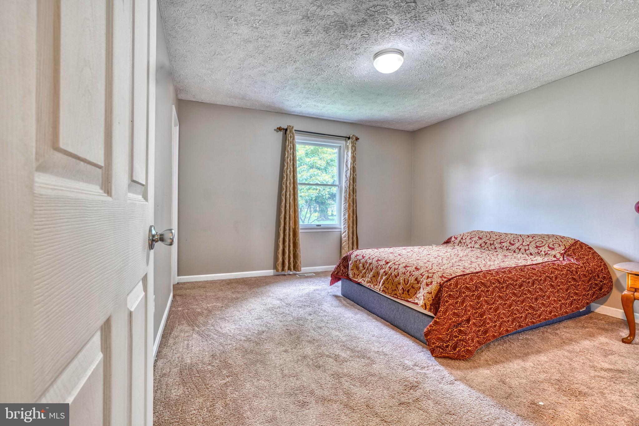 SPRING MEADOW - Residential