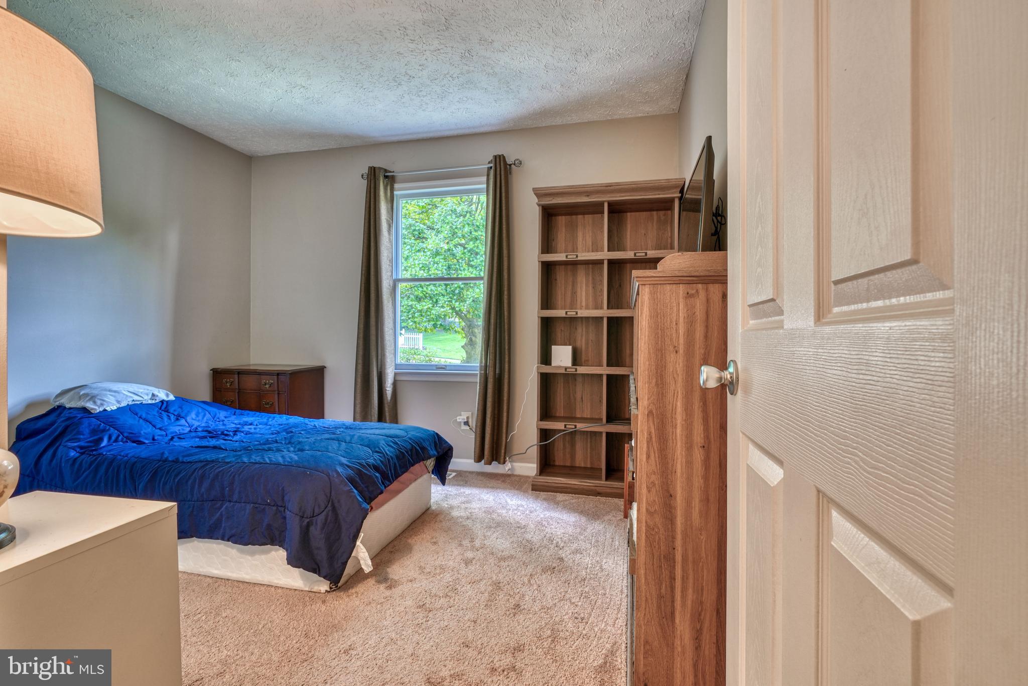 SPRING MEADOW - Residential