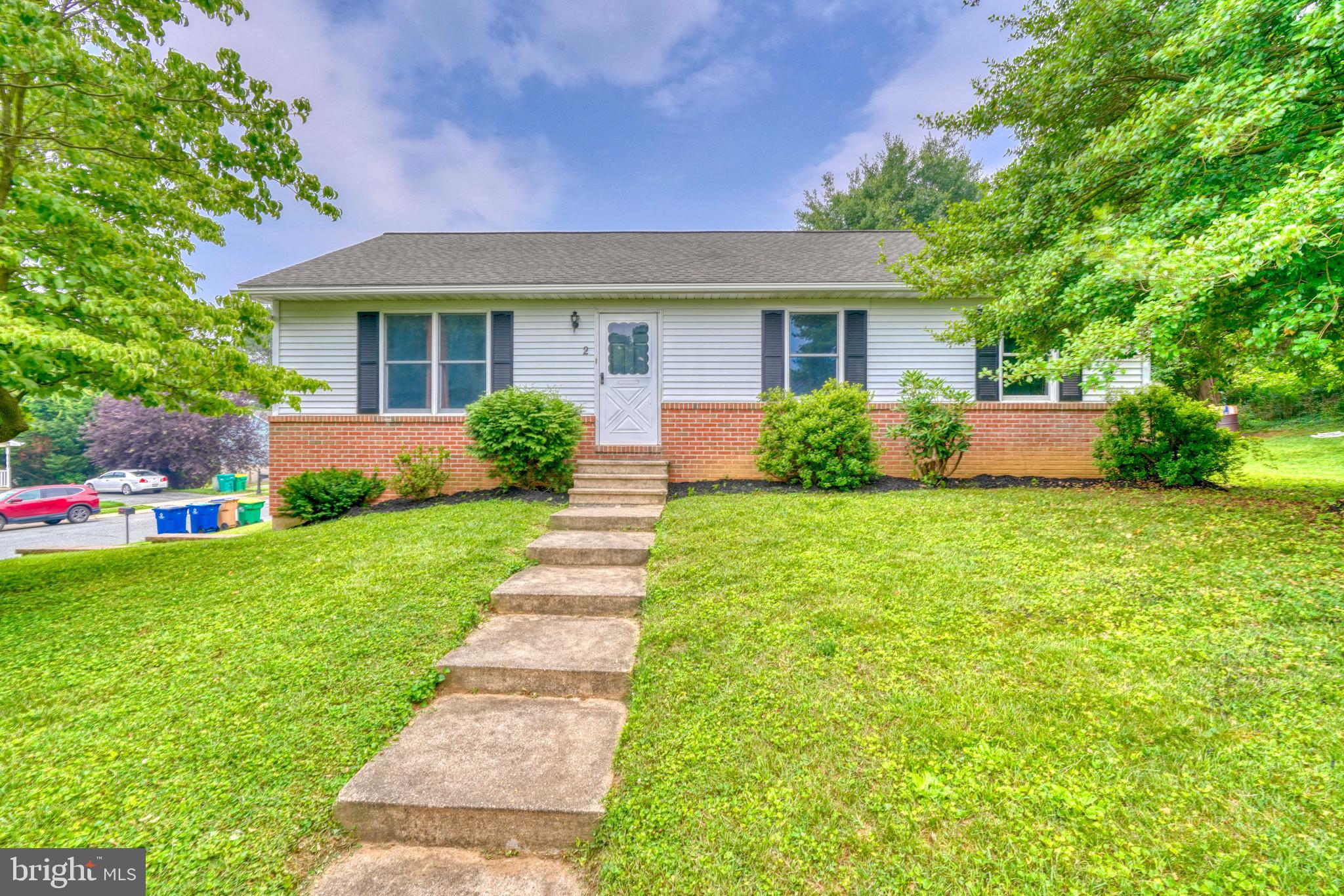 SPRING MEADOW - Residential
