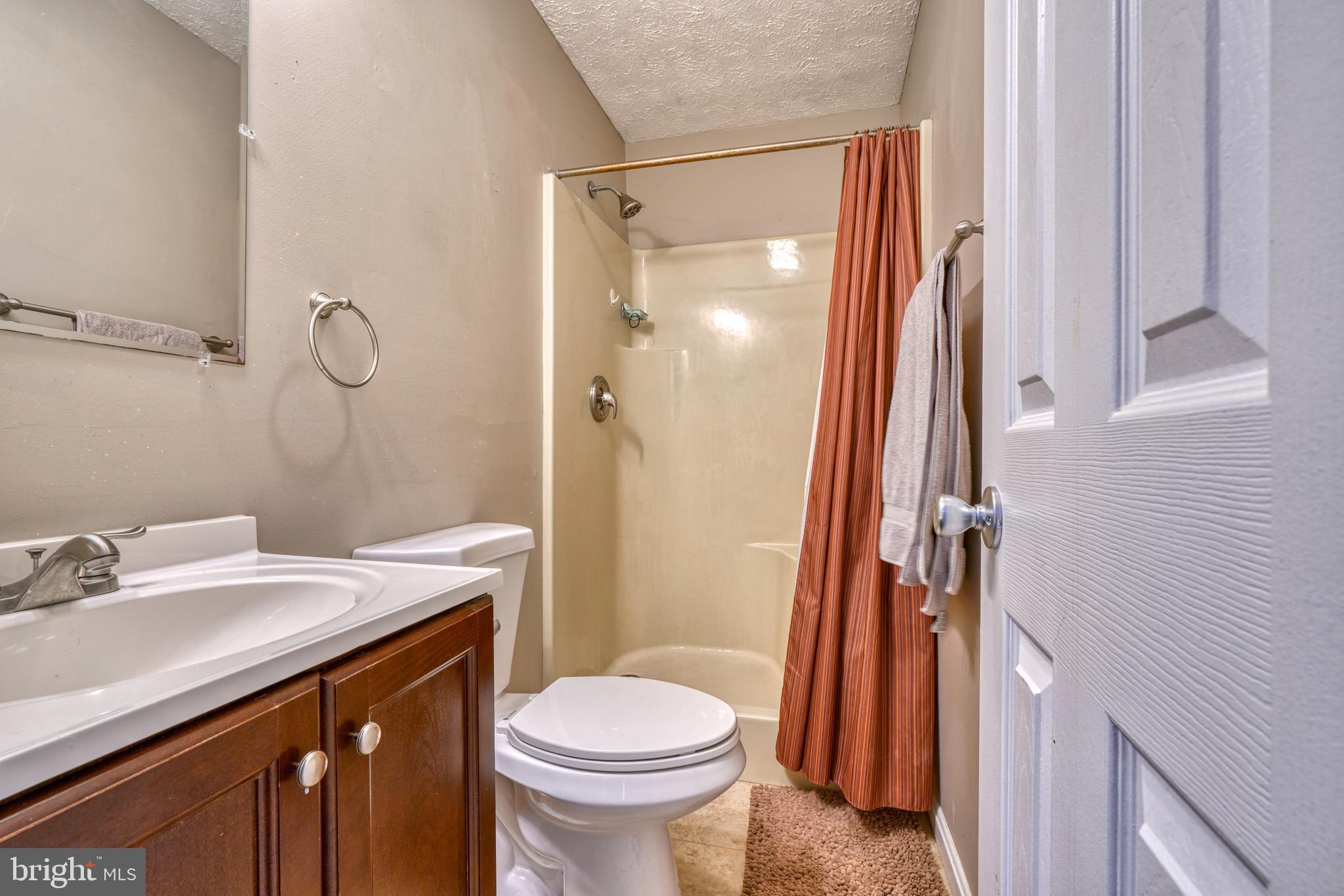 SPRING MEADOW - Residential