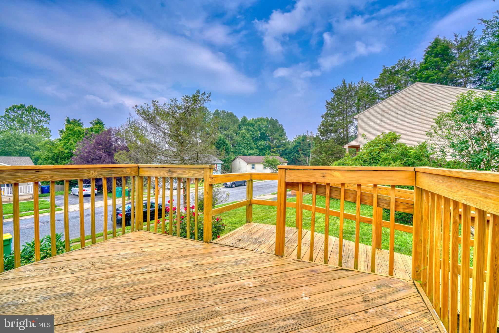 SPRING MEADOW - Residential