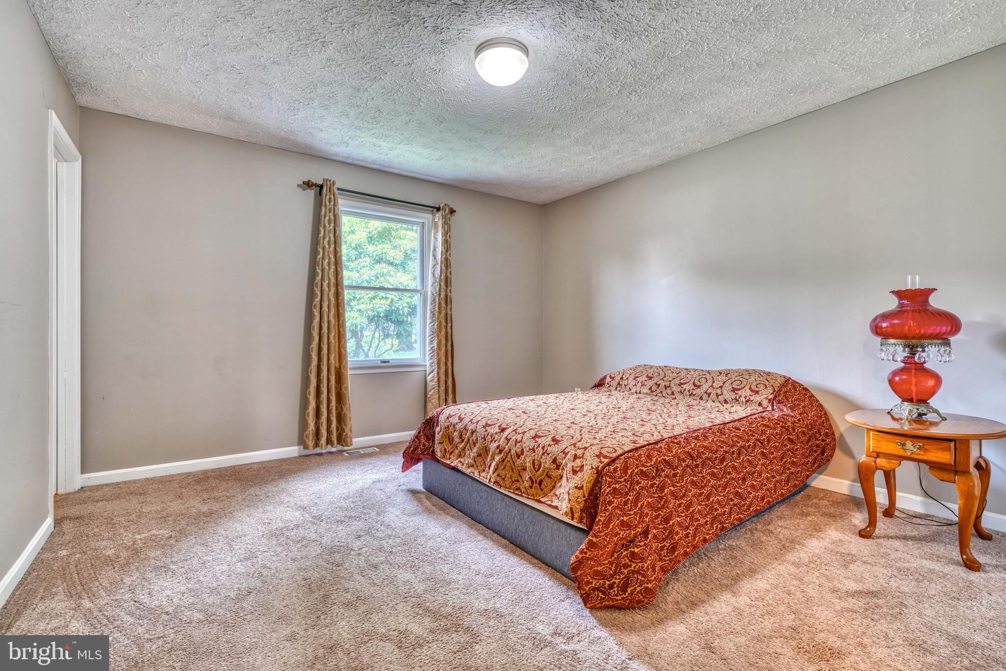 SPRING MEADOW - Residential