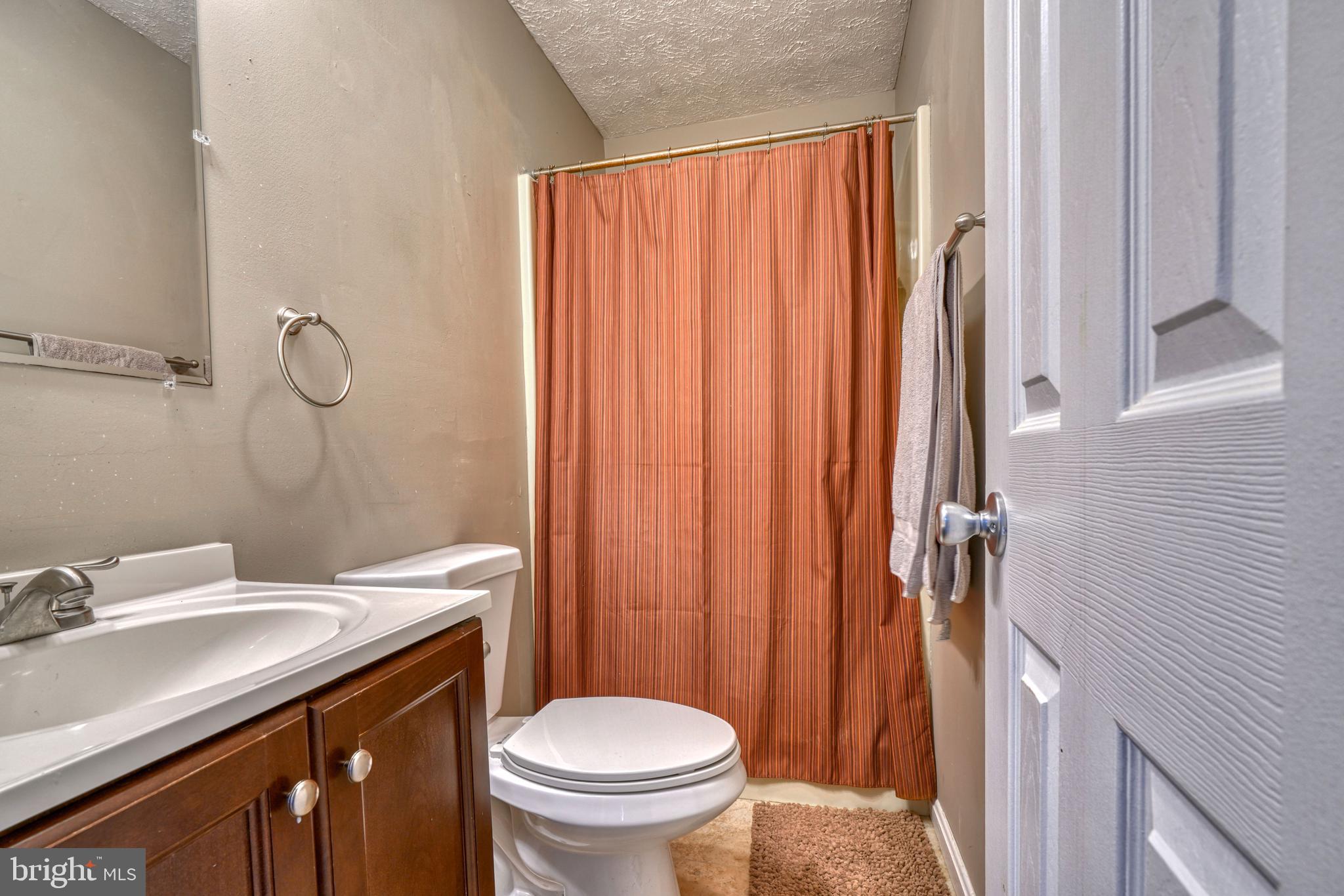 SPRING MEADOW - Residential