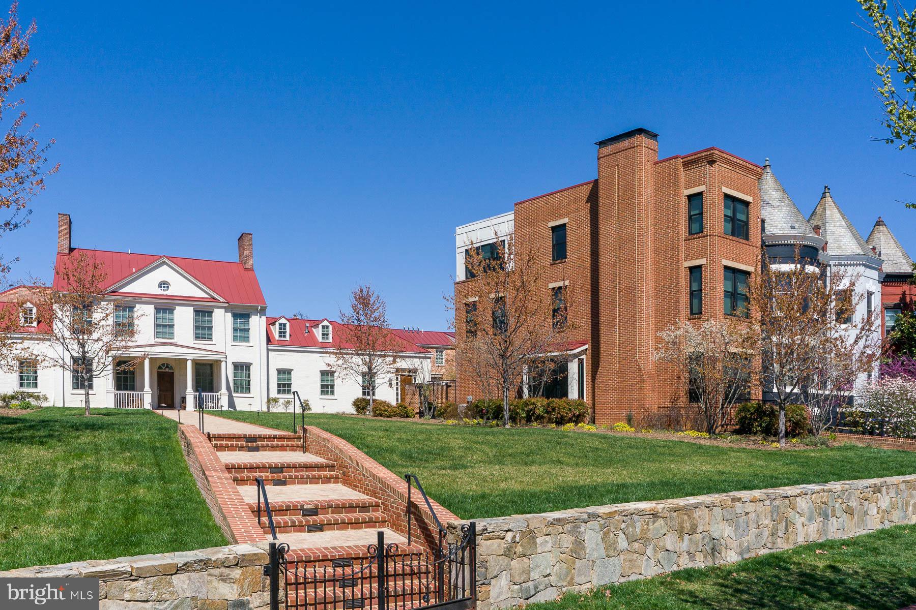 CAPITOL HILL - Residential
