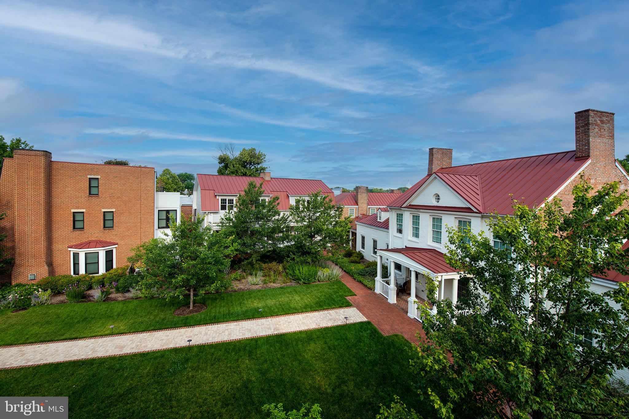 CAPITOL HILL - Residential