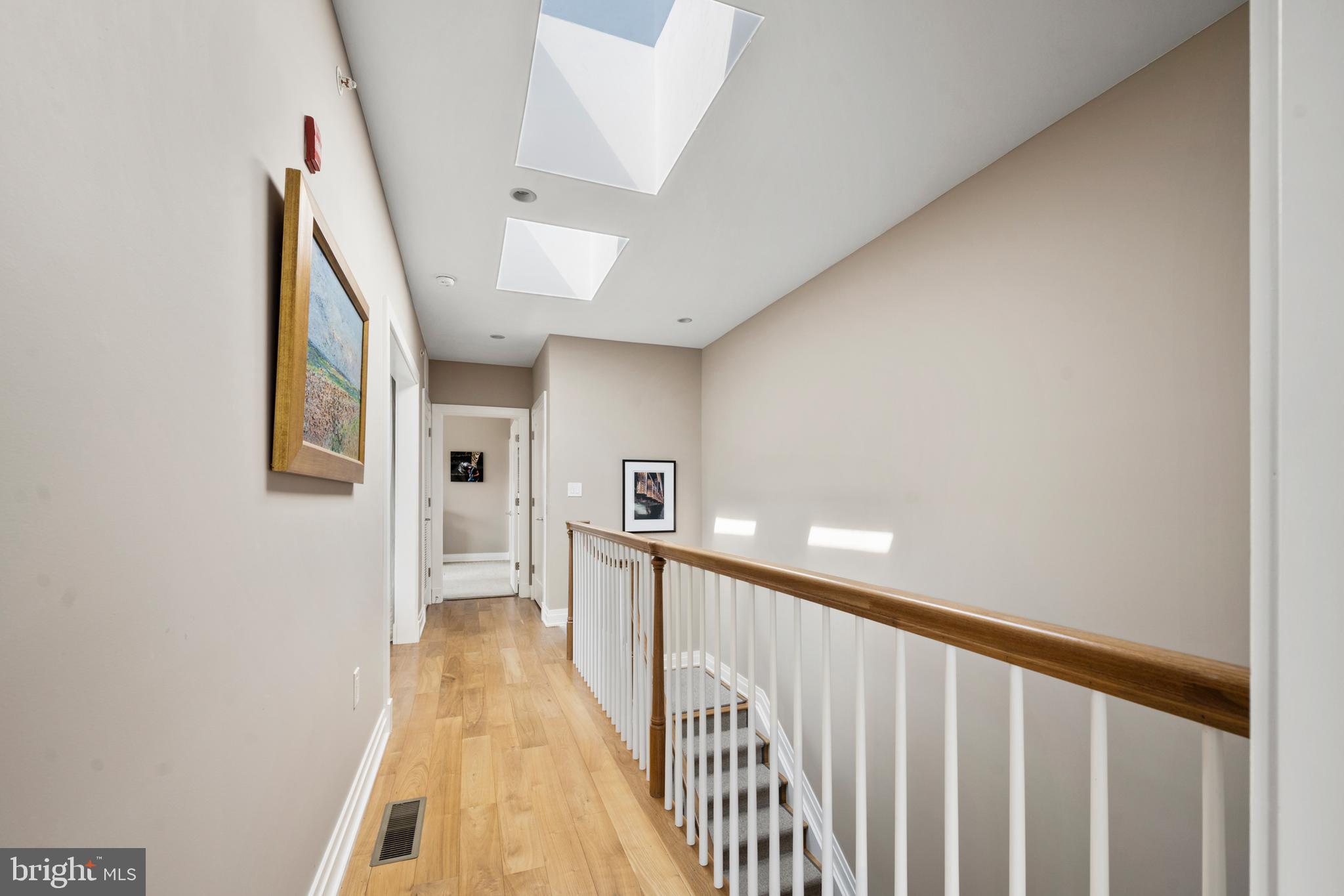 CAPITOL HILL - Residential