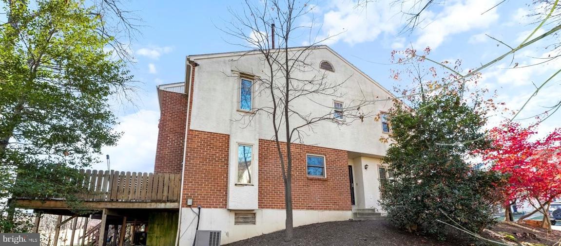 ROSE TREE WOODS - Residential