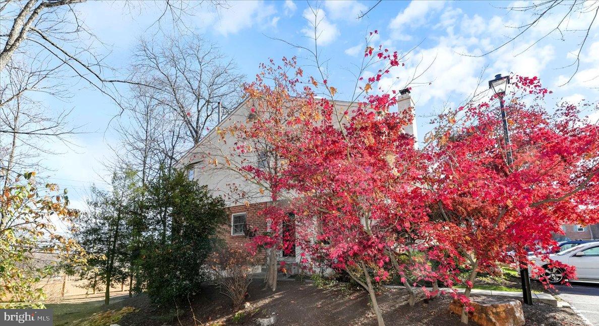 ROSE TREE WOODS - Residential