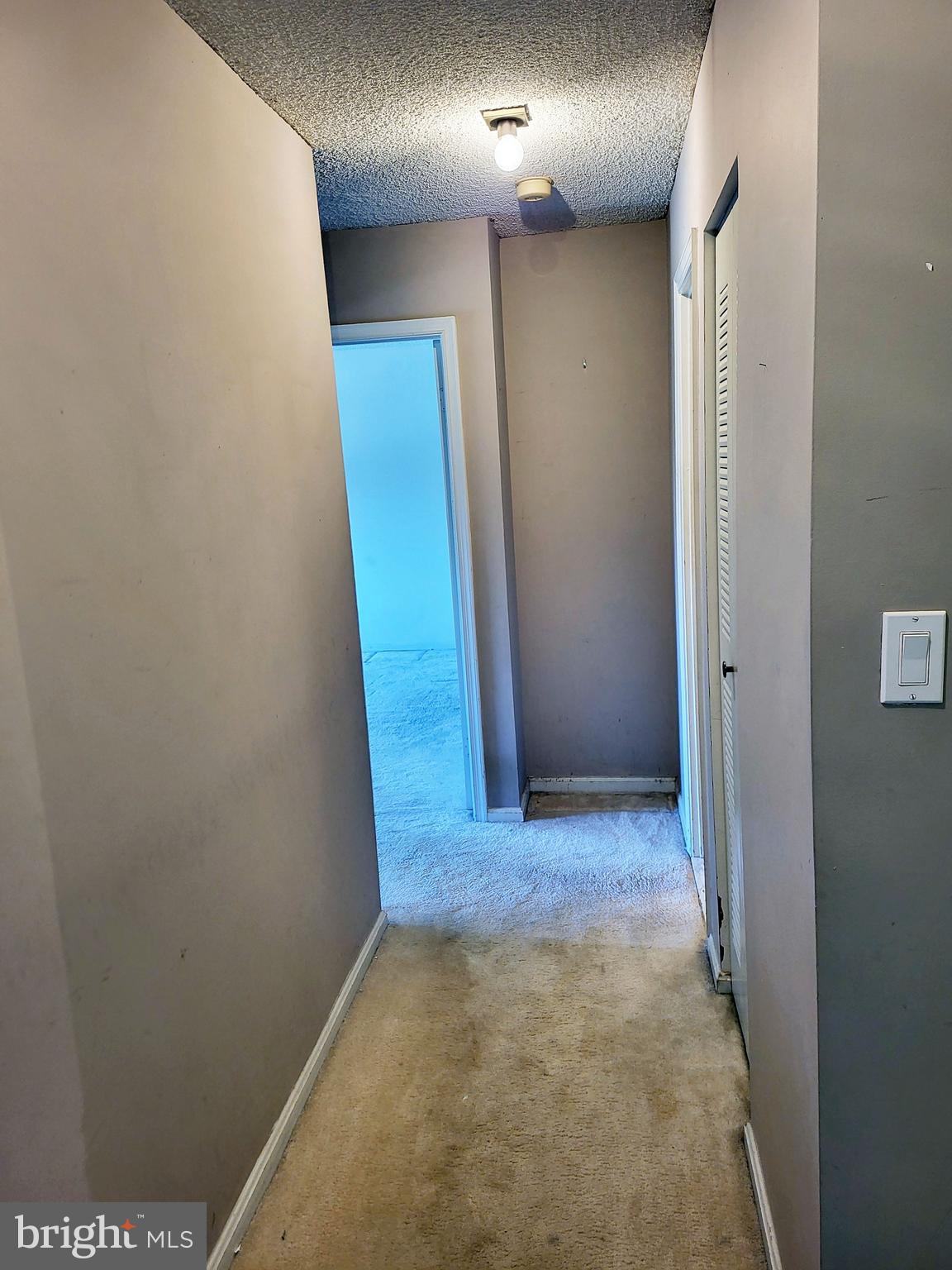 LAKESIDE PLAZA - Residential