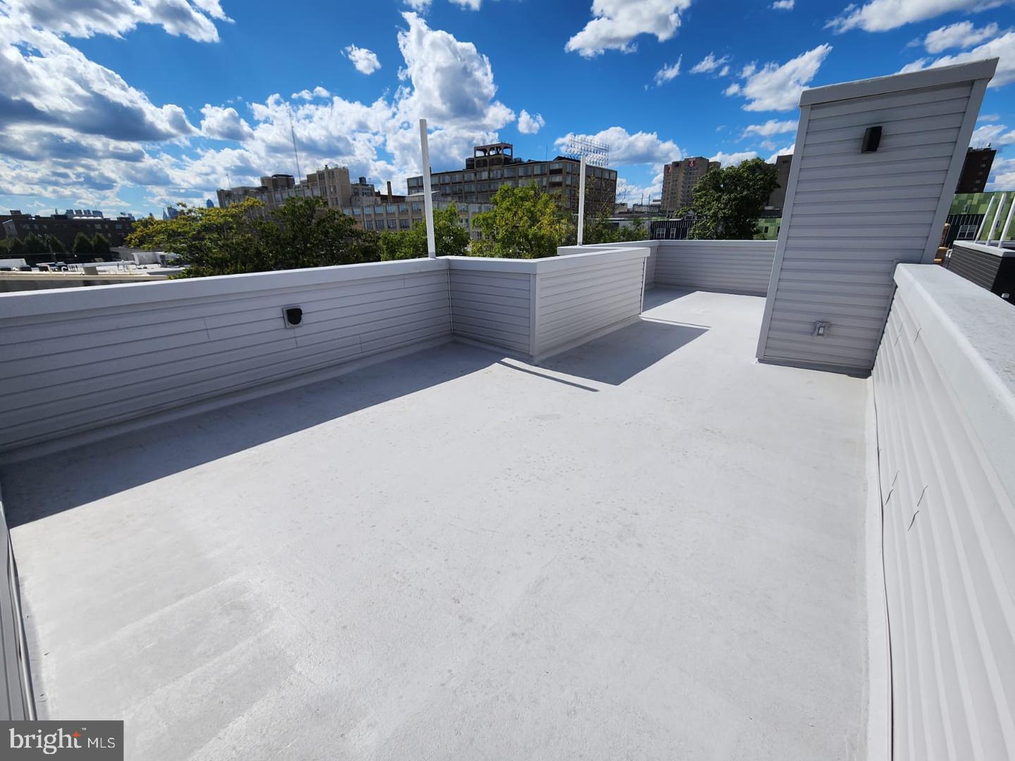 TEMPLE UNIVERSITY - Residential Lease