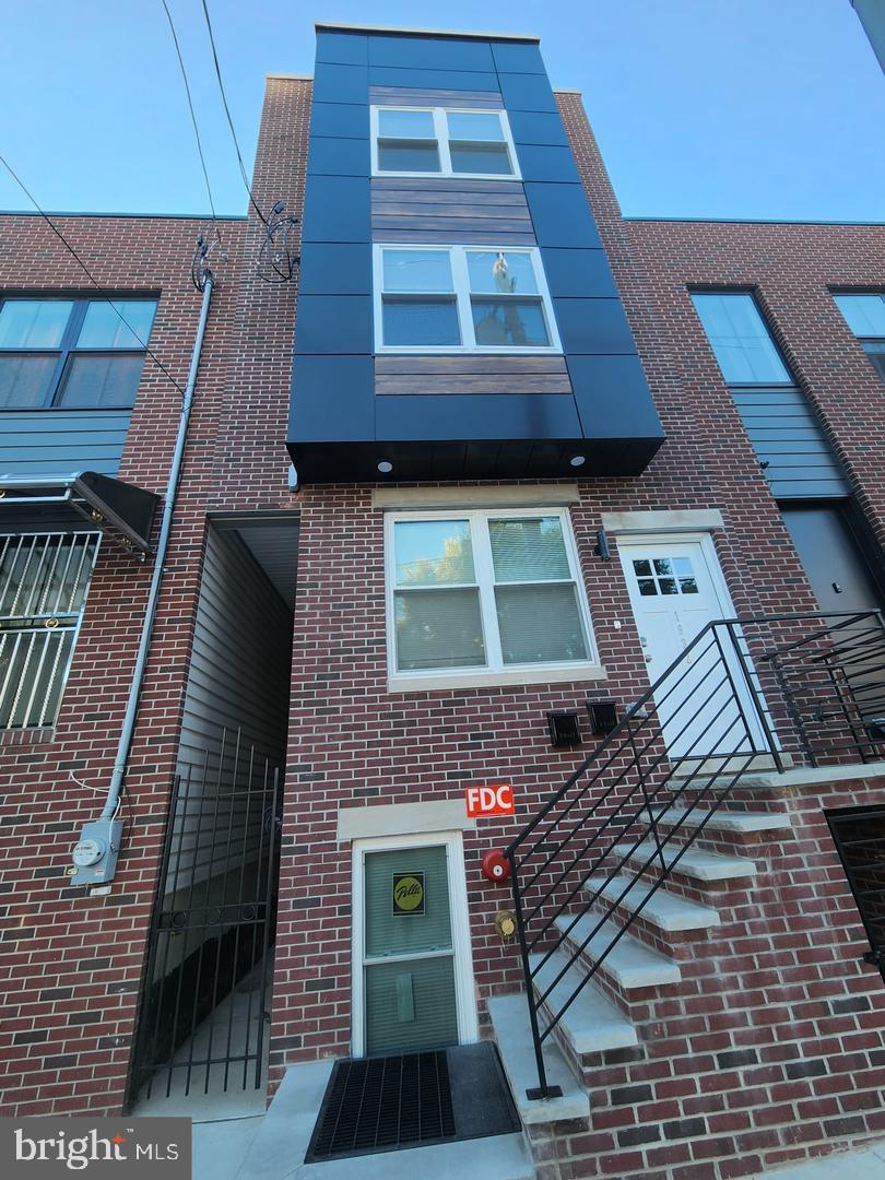 TEMPLE UNIVERSITY - Residential Lease