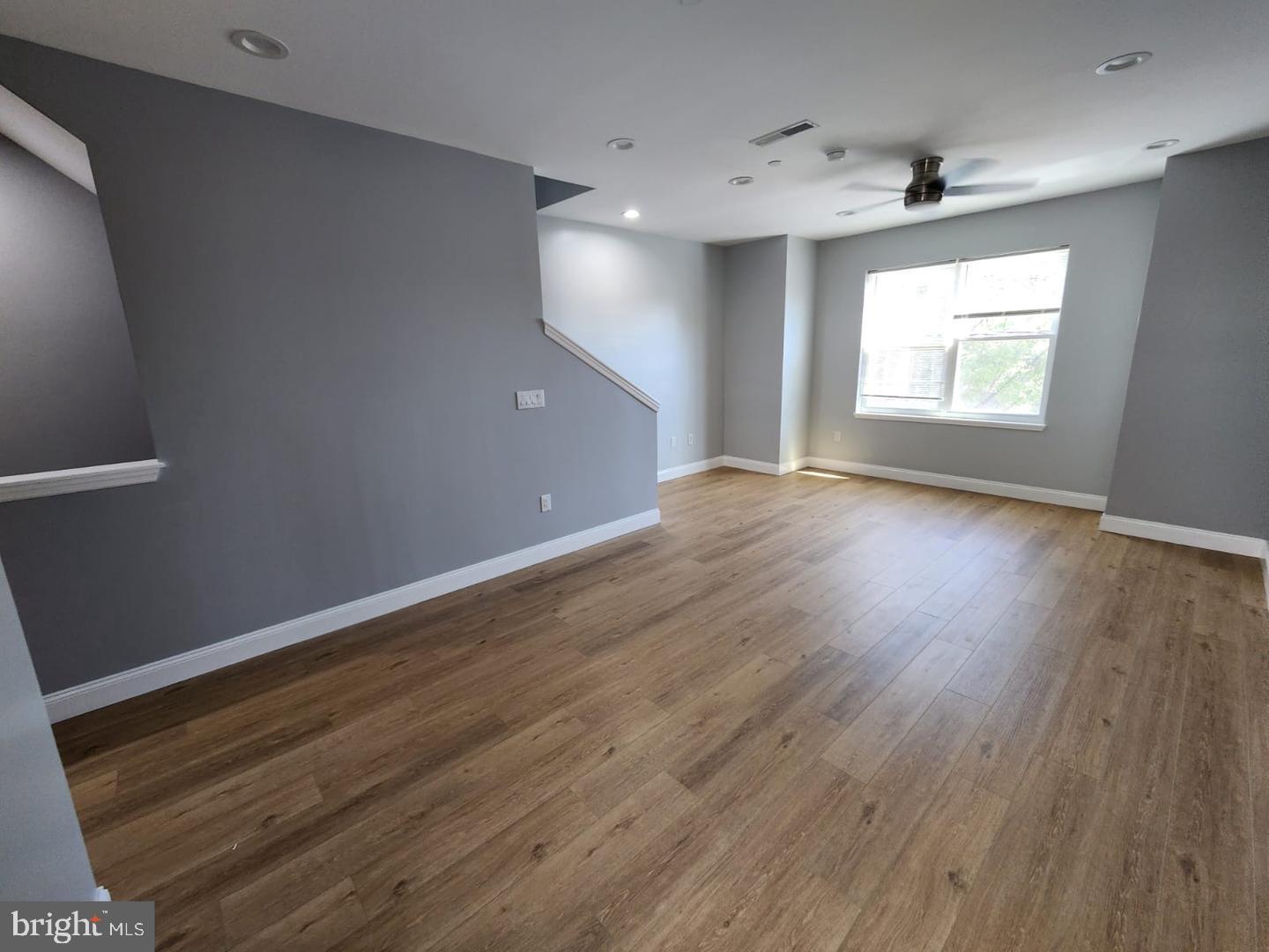 TEMPLE UNIVERSITY - Residential Lease