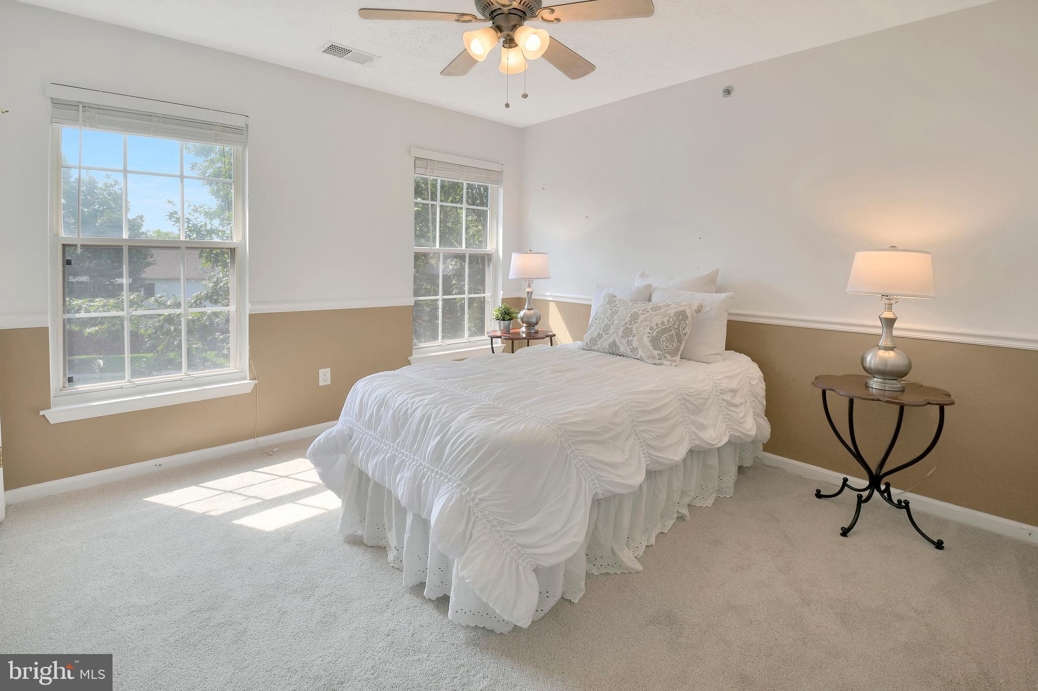 OVERLOOK - Residential