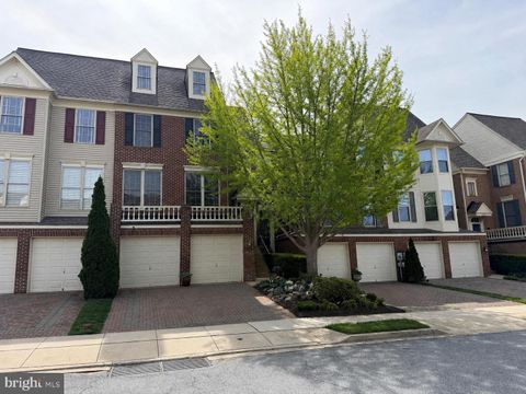 Townhouse For Sale - 2231 Bear Den Road<br/> FREDERICK, MD 21701