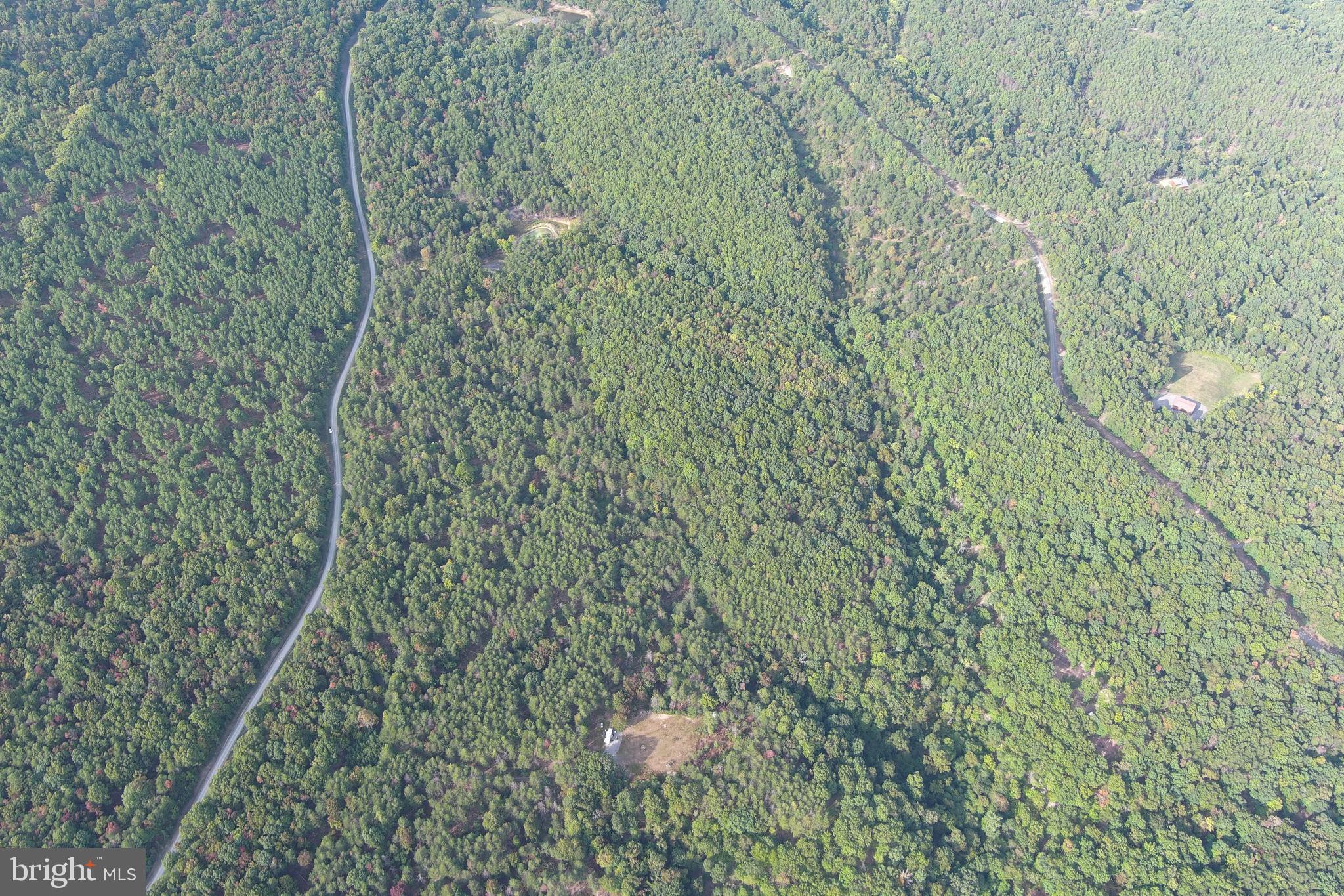 BLUFFS ON THE POTOMAC - Land