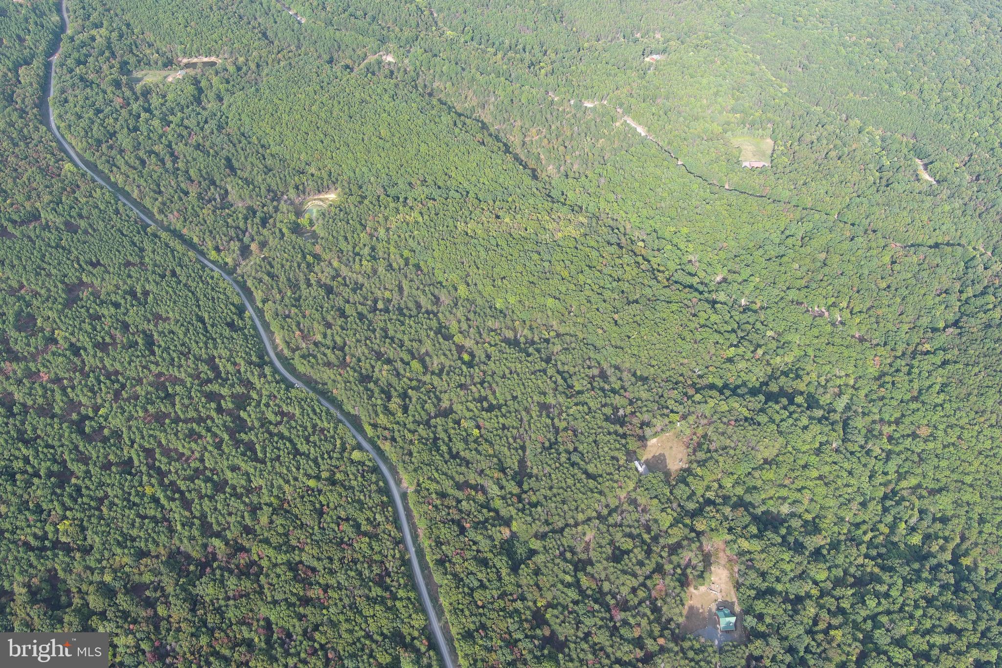 BLUFFS ON THE POTOMAC - Land