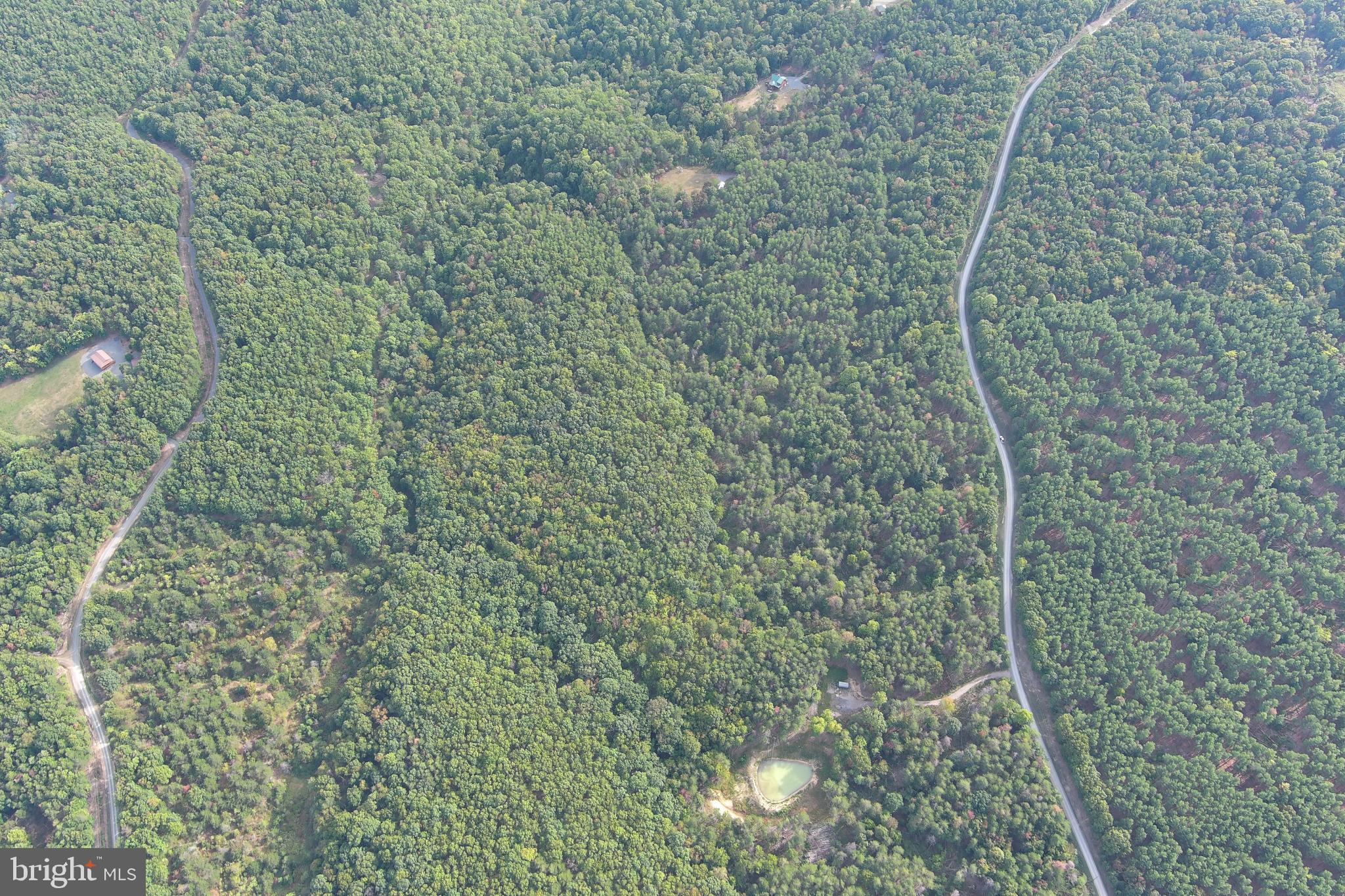 BLUFFS ON THE POTOMAC - Land