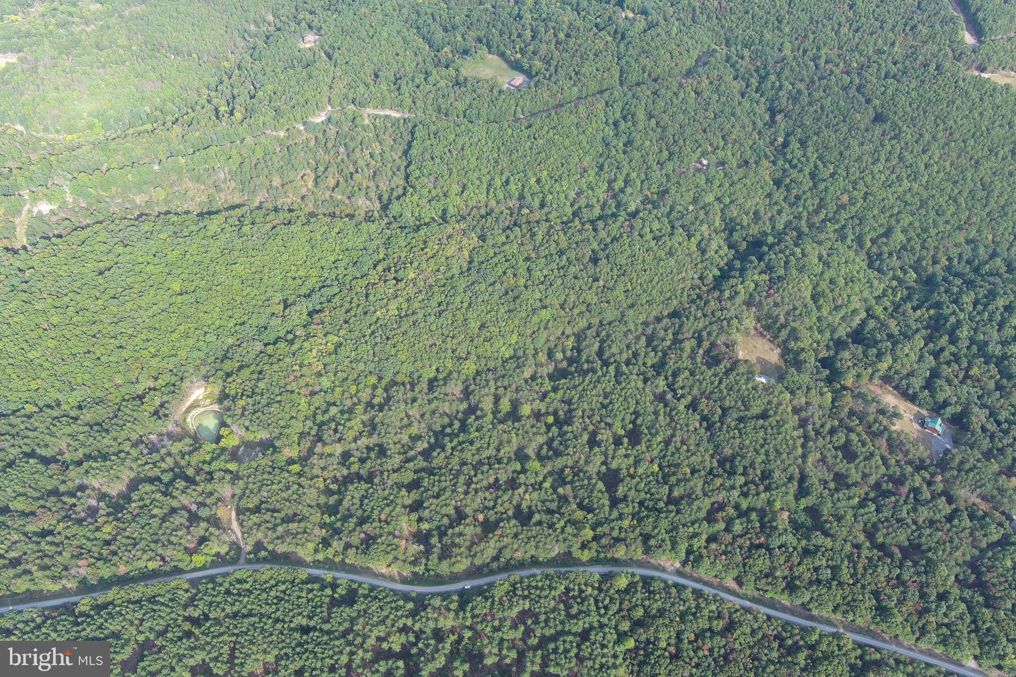 BLUFFS ON THE POTOMAC - Land