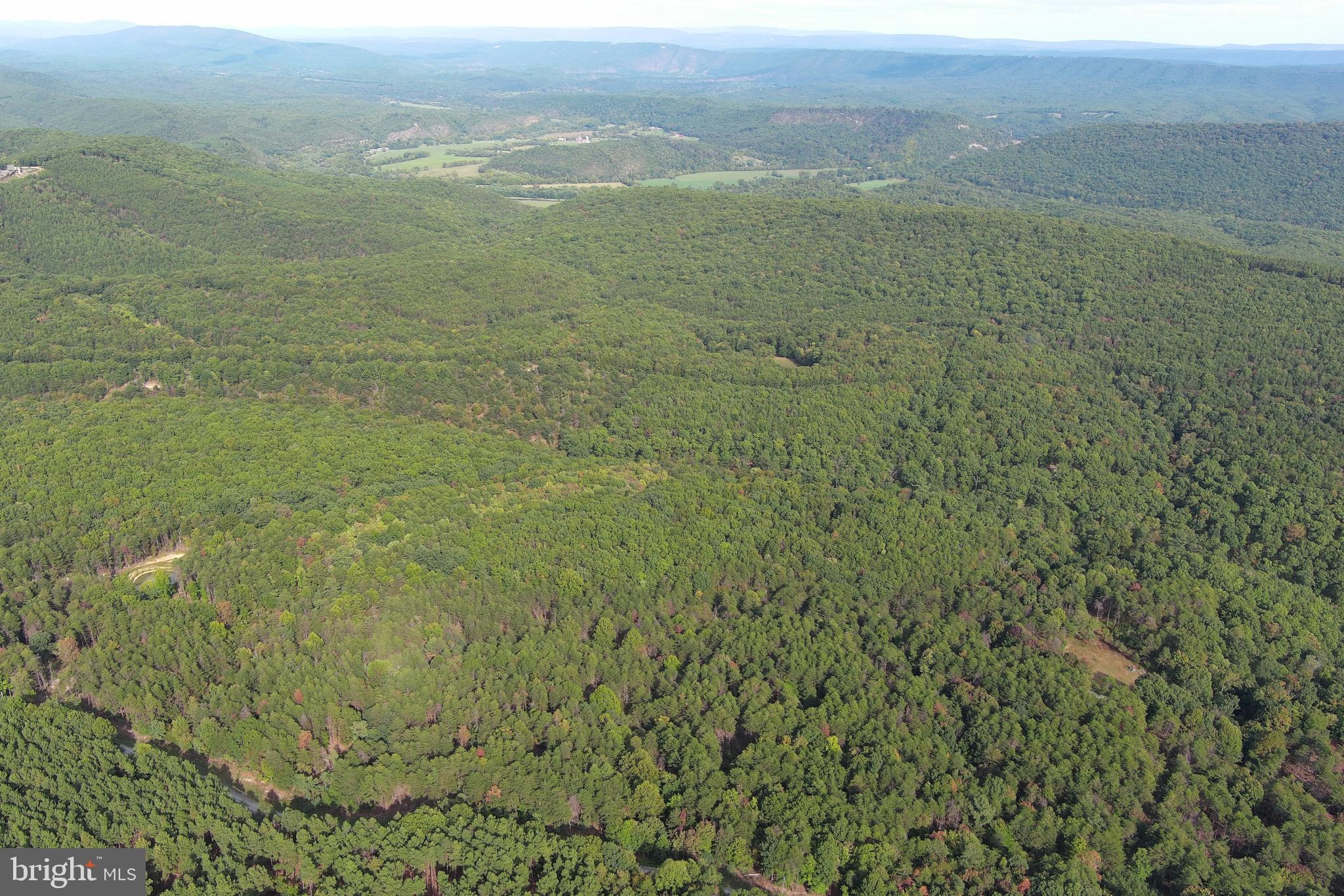 BLUFFS ON THE POTOMAC - Land