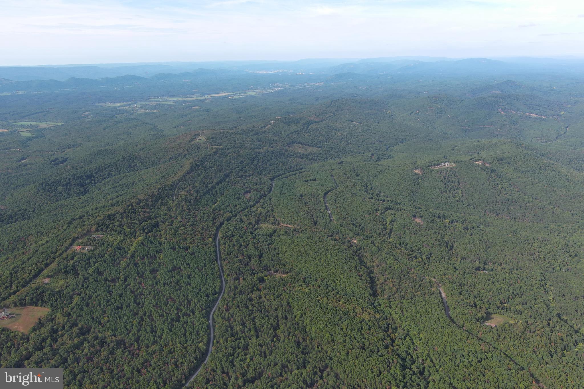 BLUFFS ON THE POTOMAC - Land