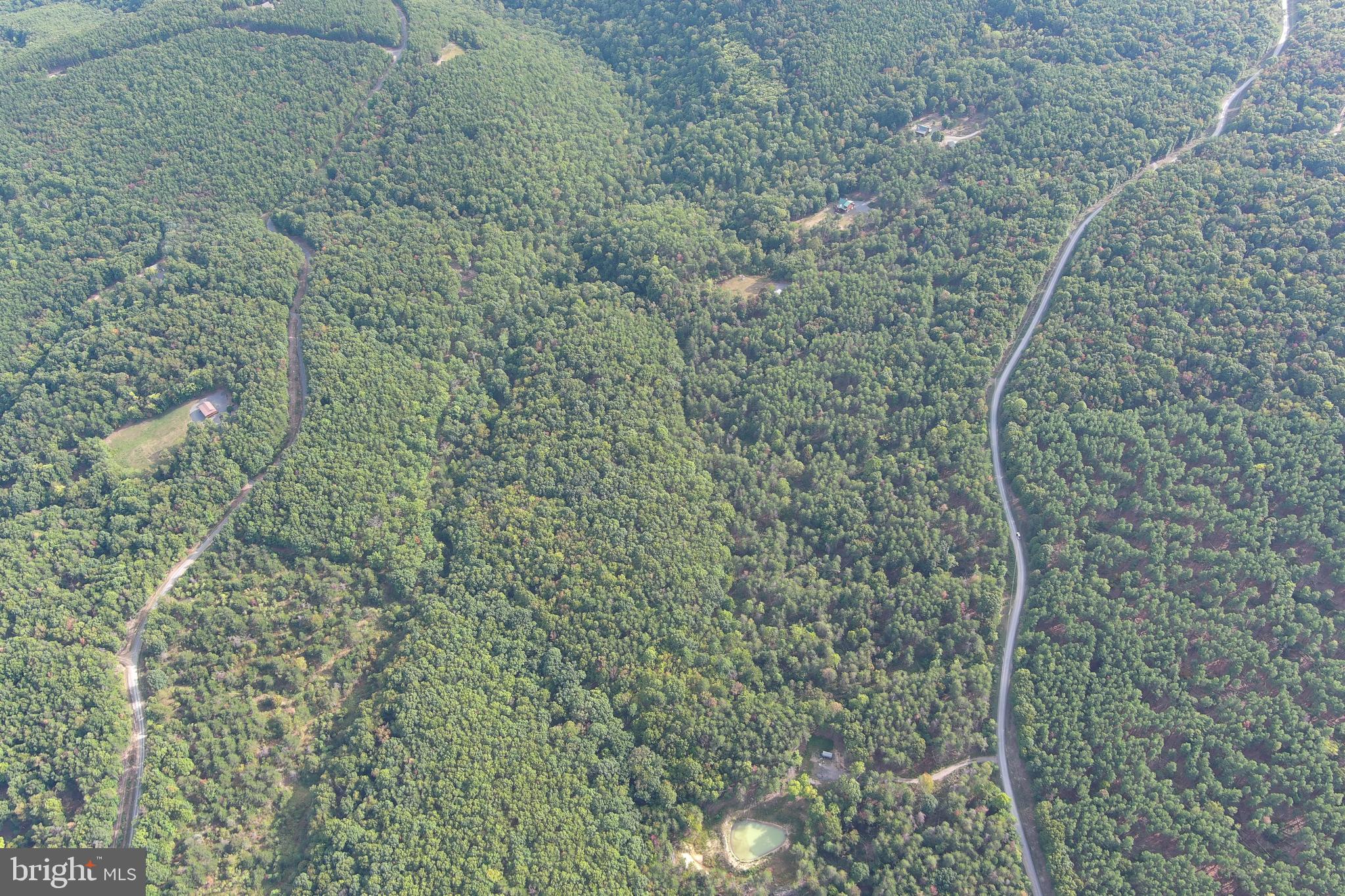 BLUFFS ON THE POTOMAC - Land