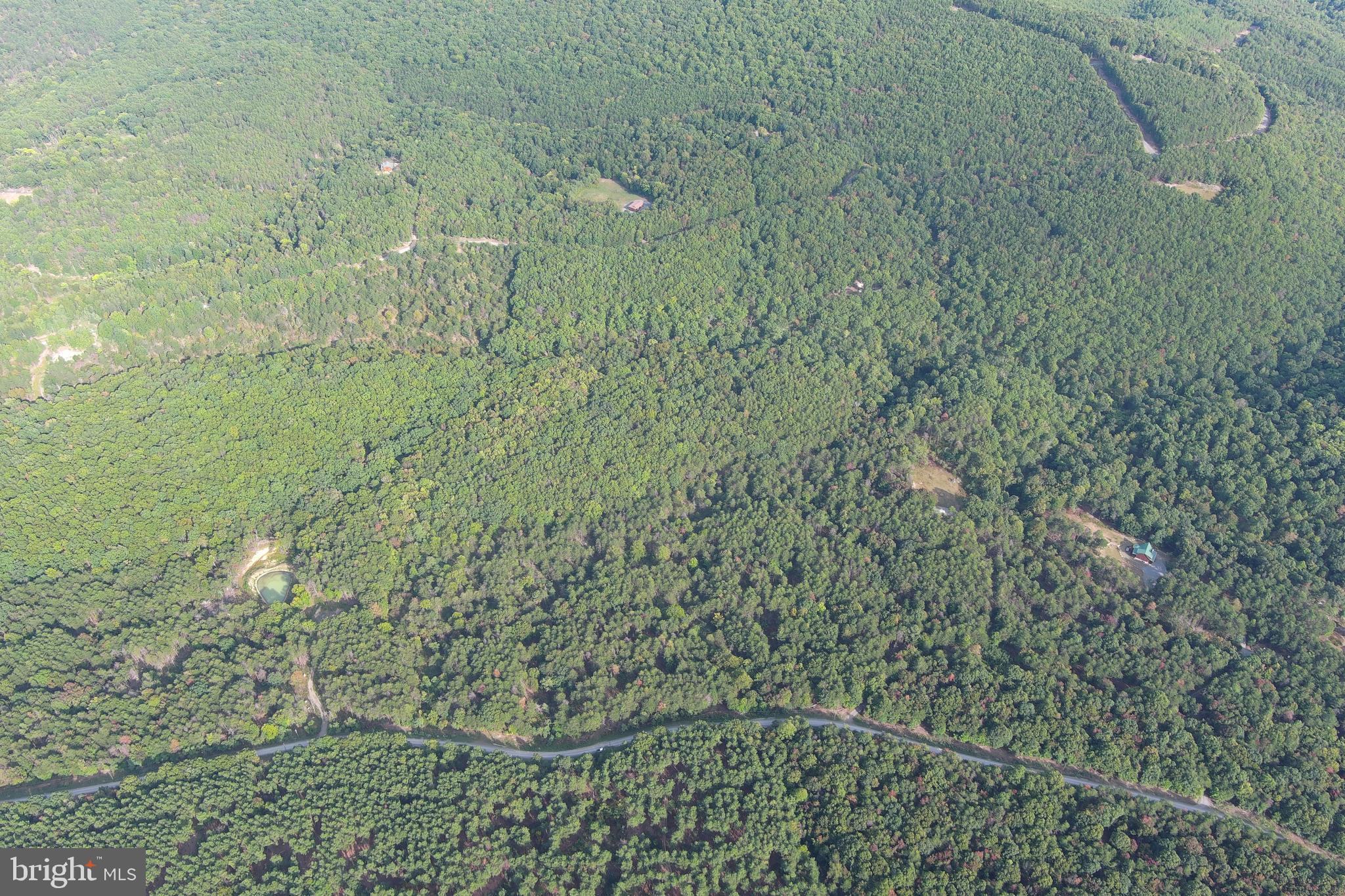 BLUFFS ON THE POTOMAC - Land