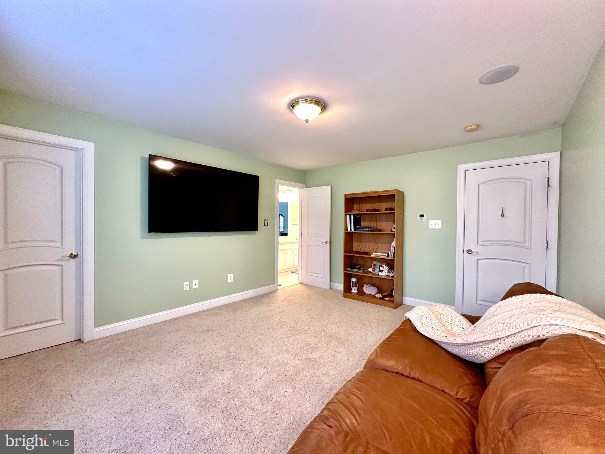 BELMONT FARM - Residential